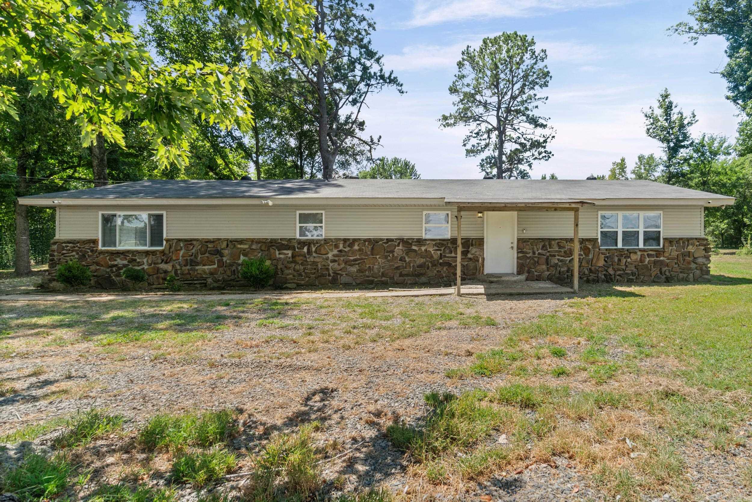 2923 Graham Road