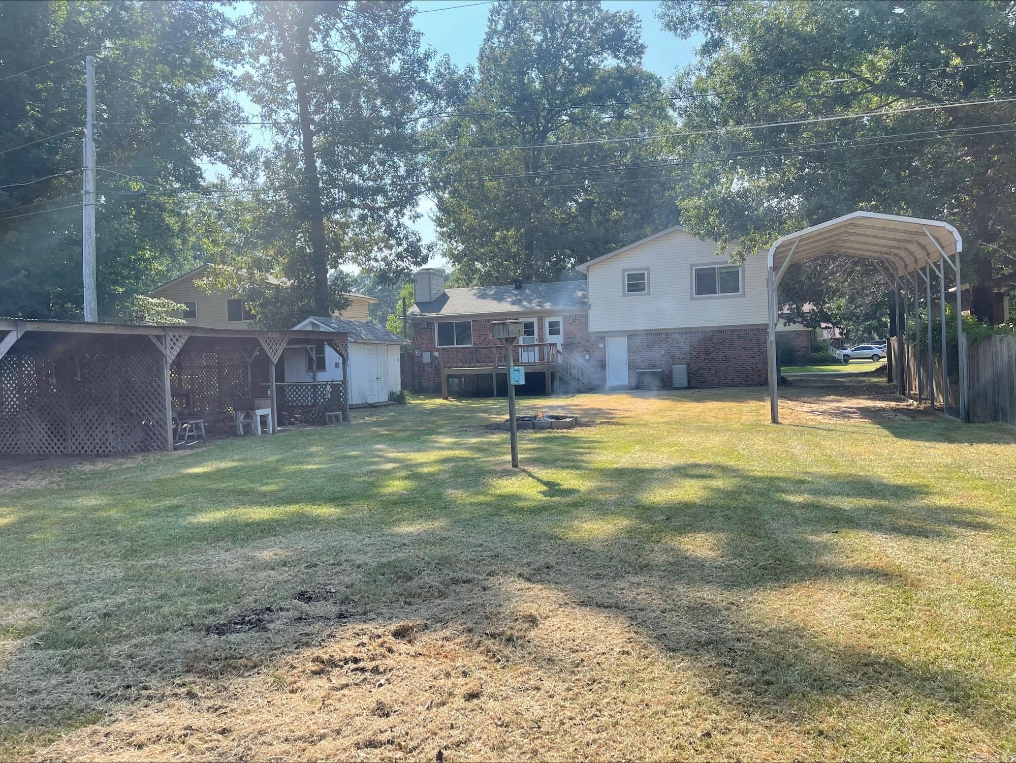 3905 Sioux Trl
