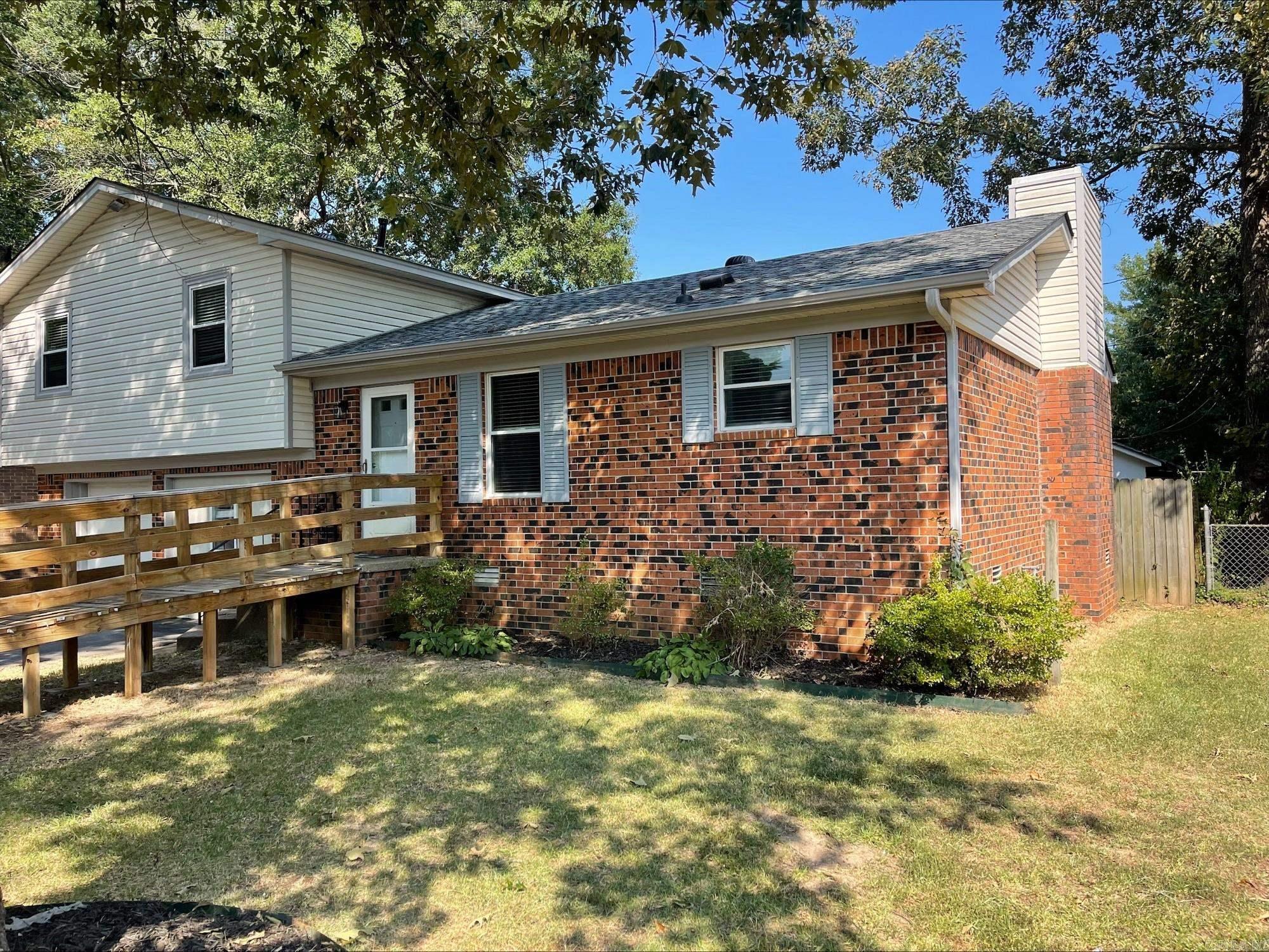 3905 Sioux Trl