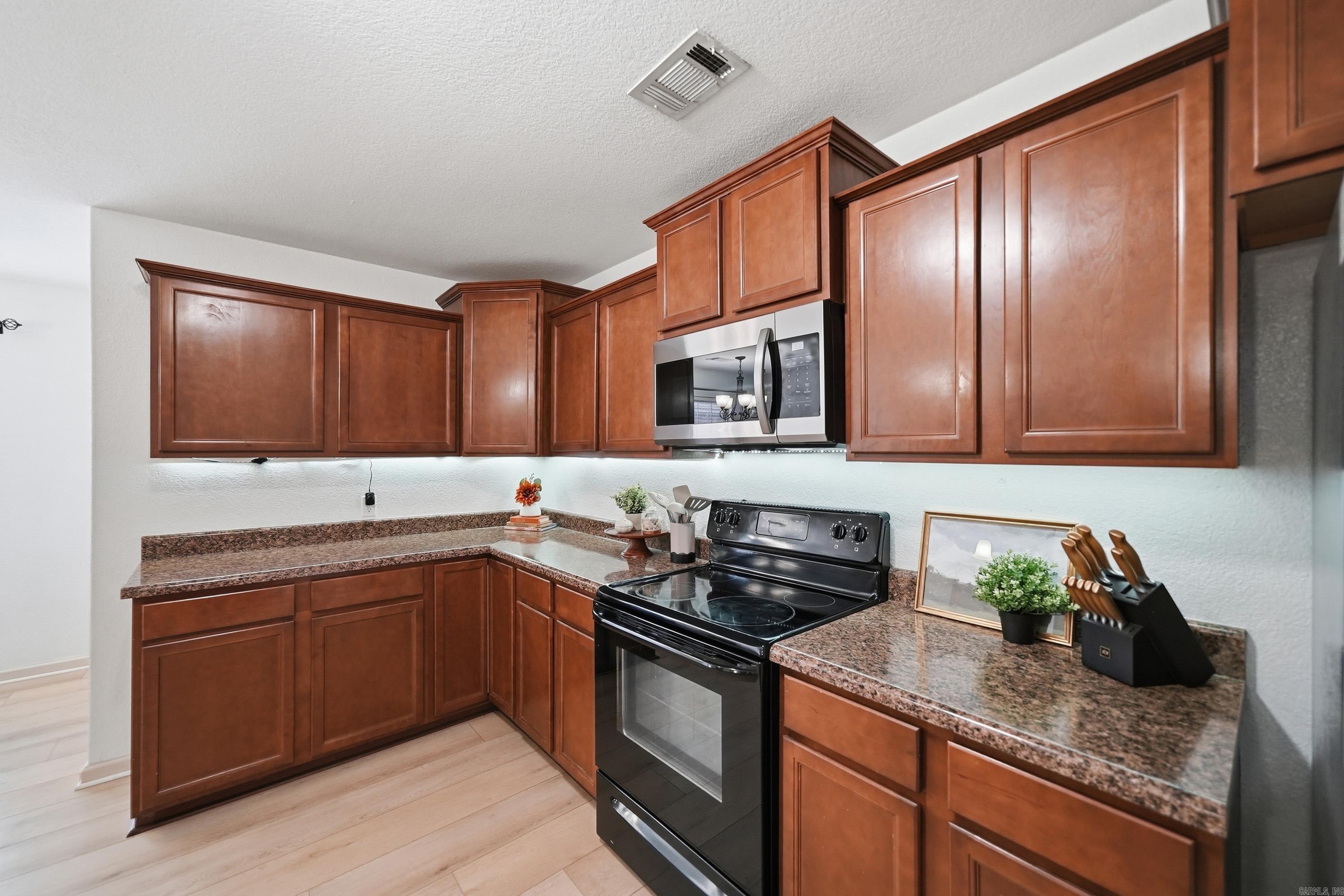 139 Hillshire Loop
