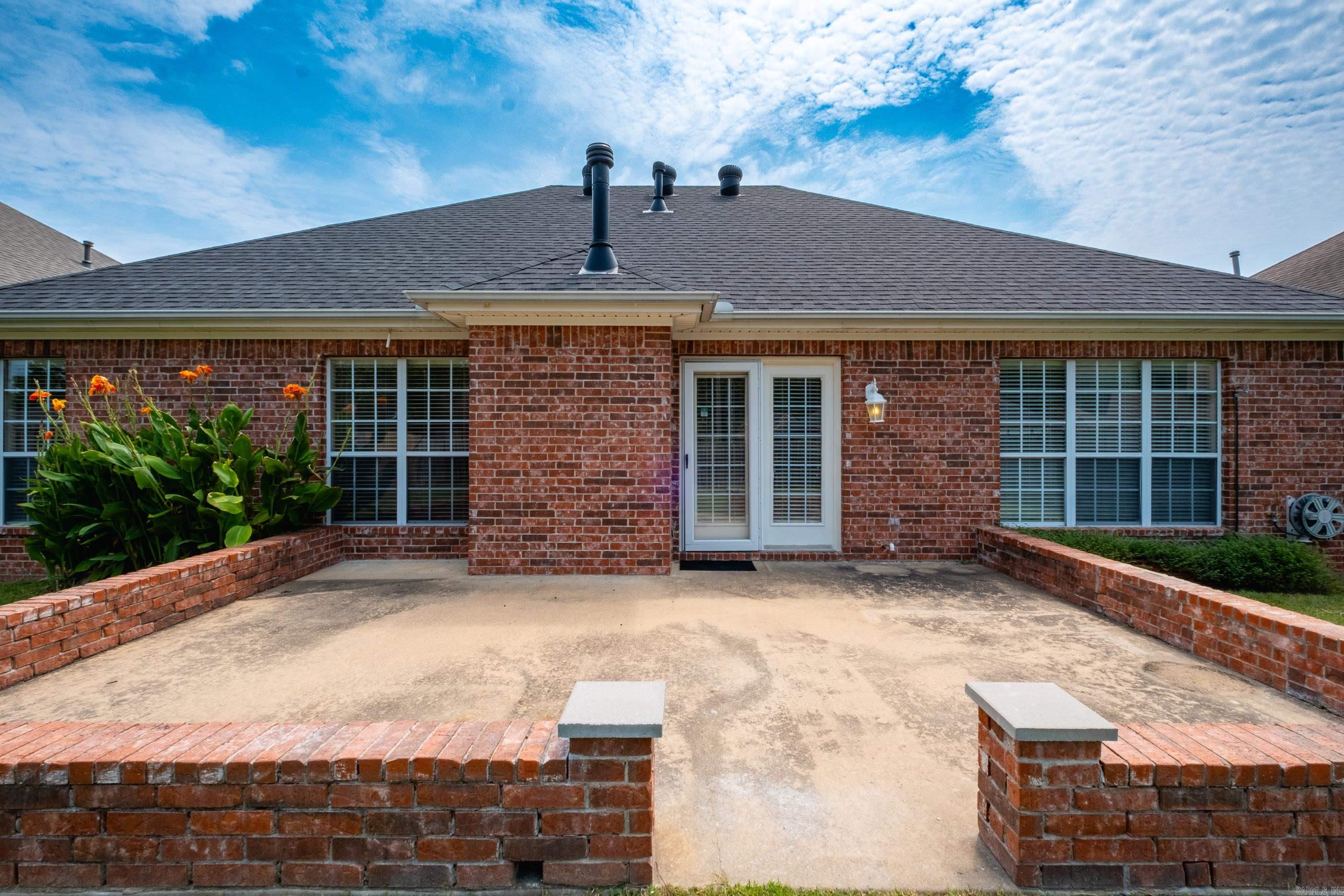 118 Auriel Circle