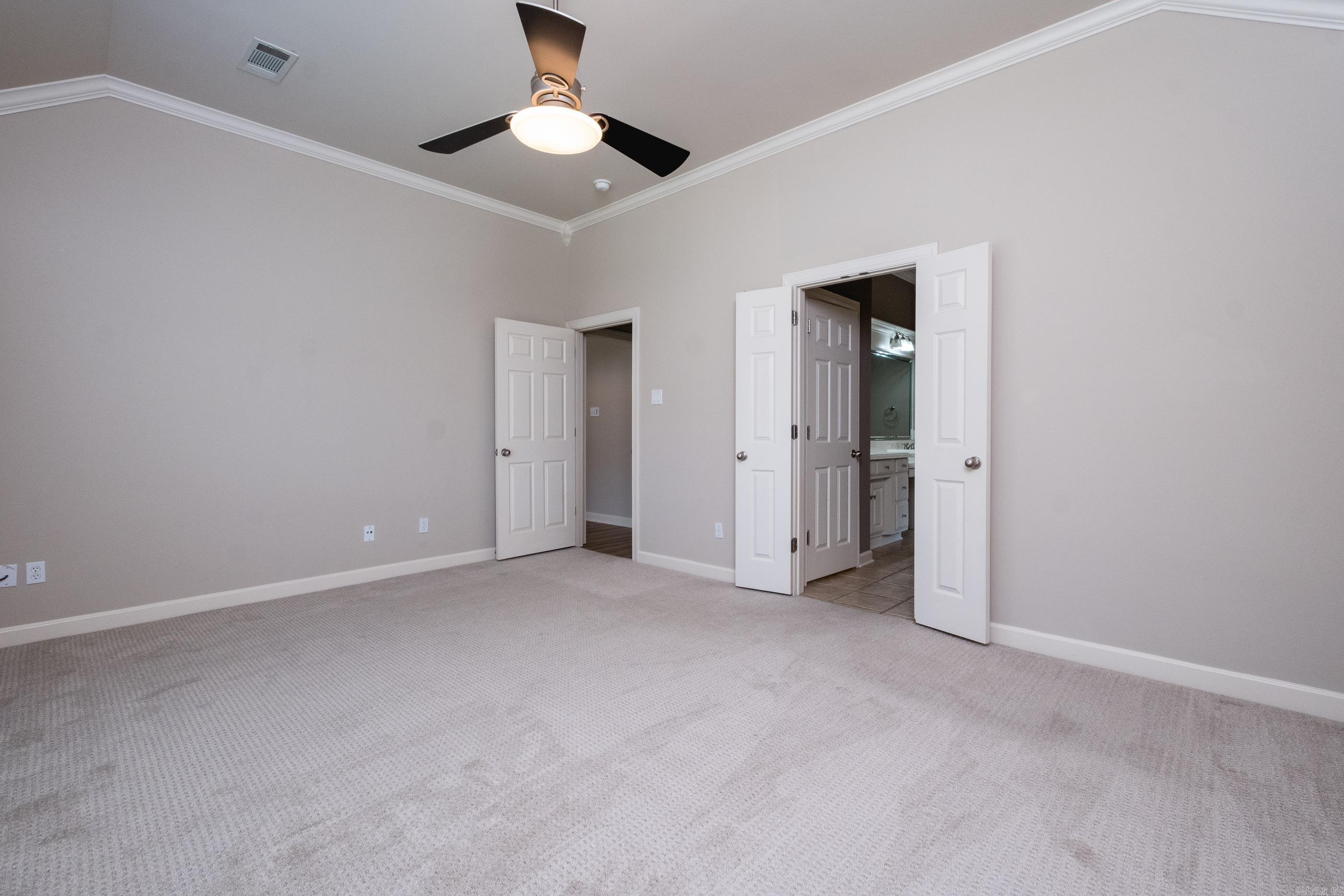 118 Auriel Circle