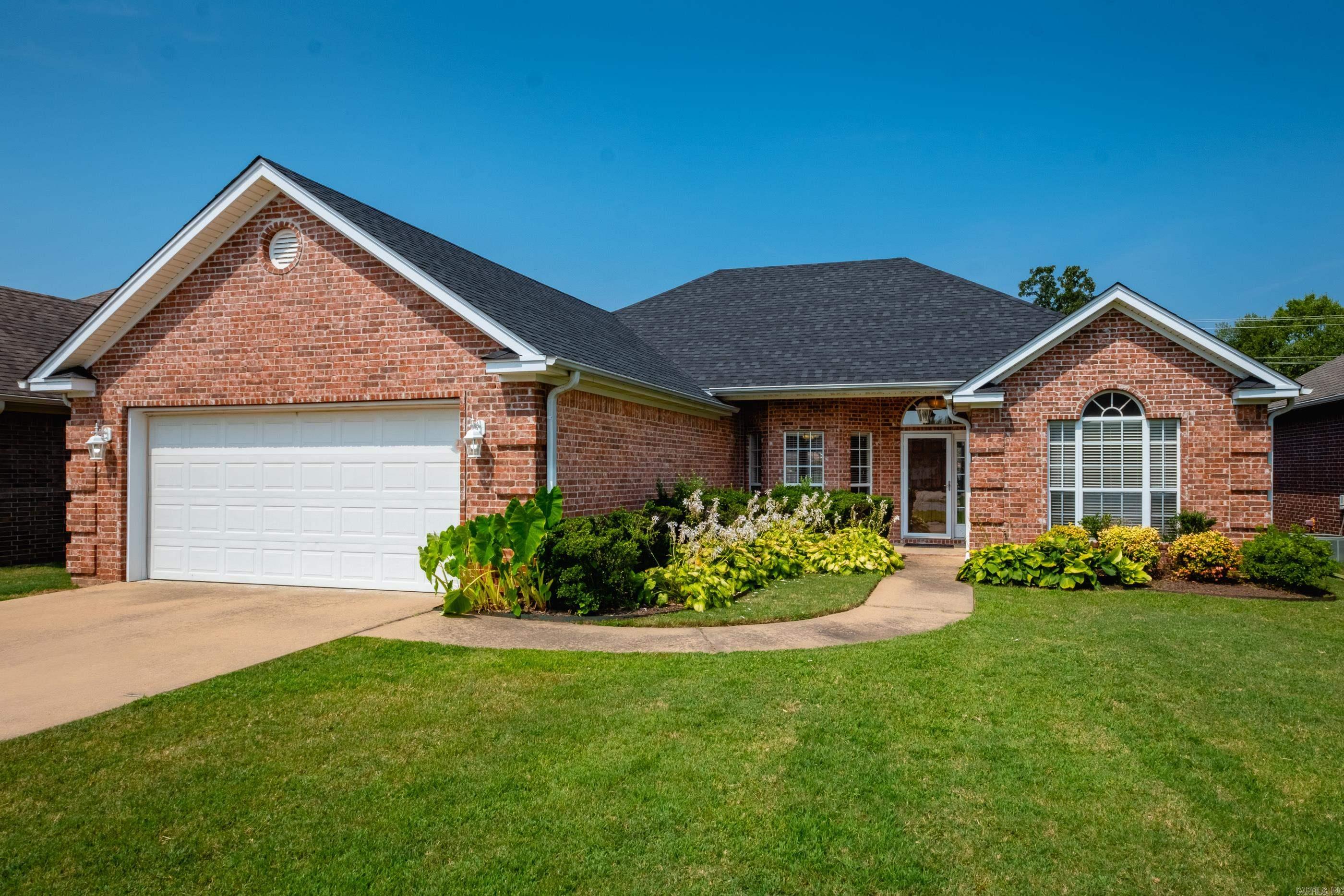 118 Auriel Circle