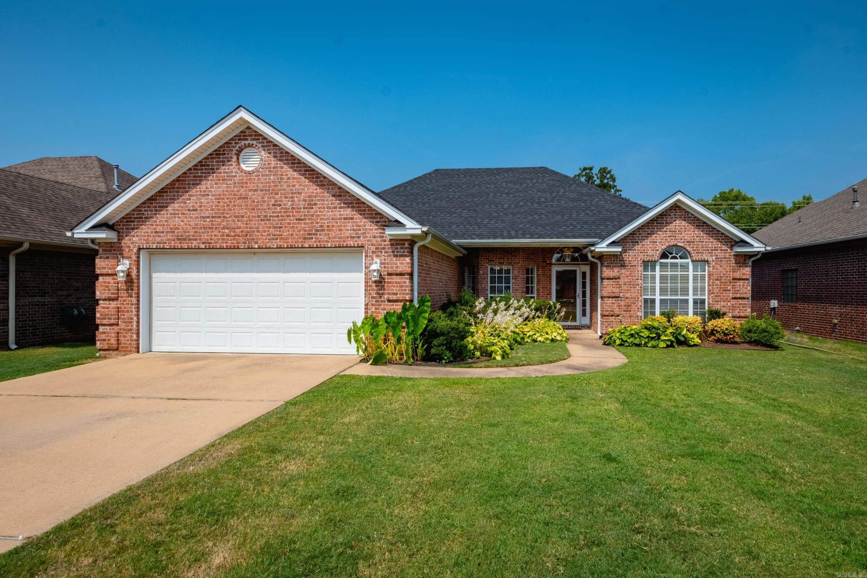 118 Auriel Circle