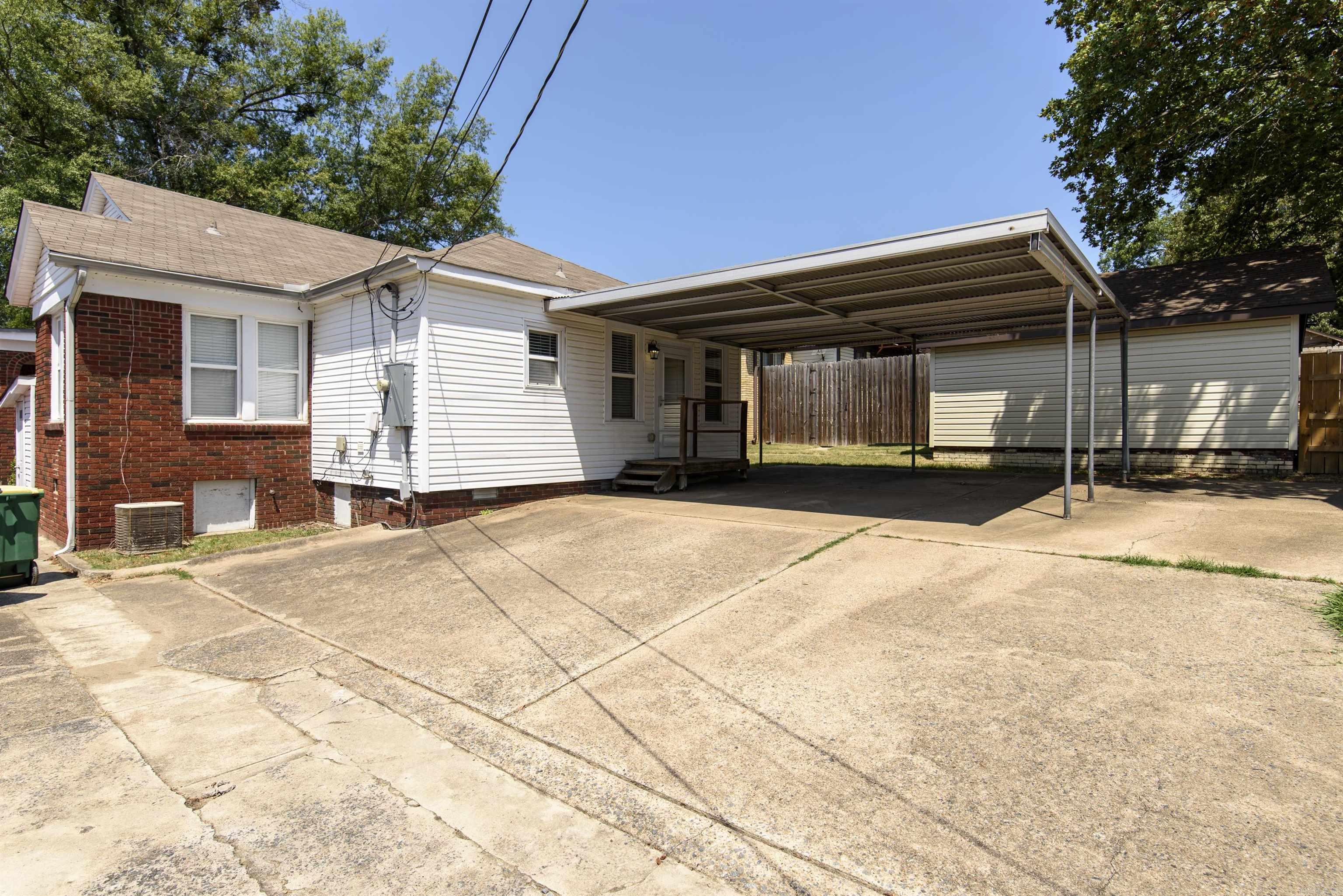 107 N Pine Street