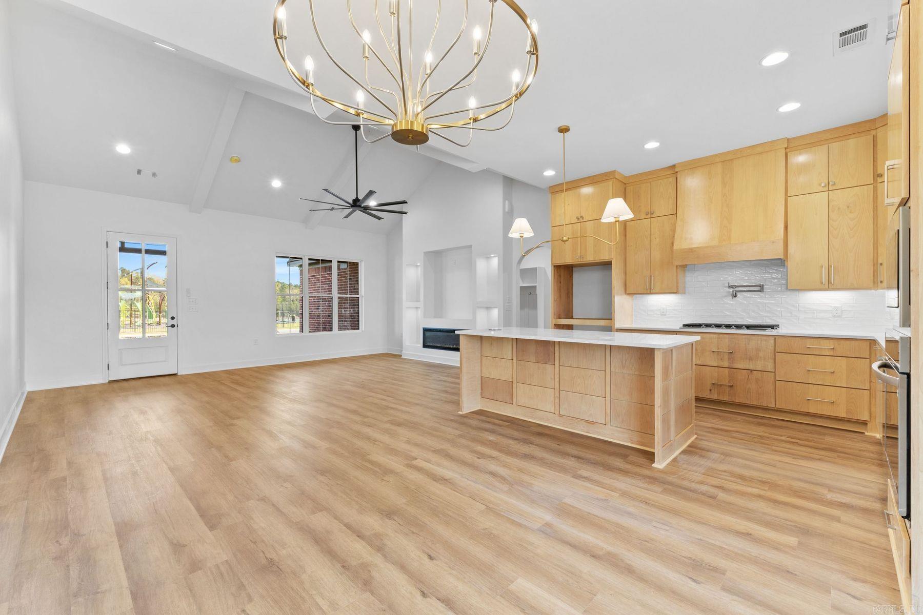 21081 Kinsley Lane