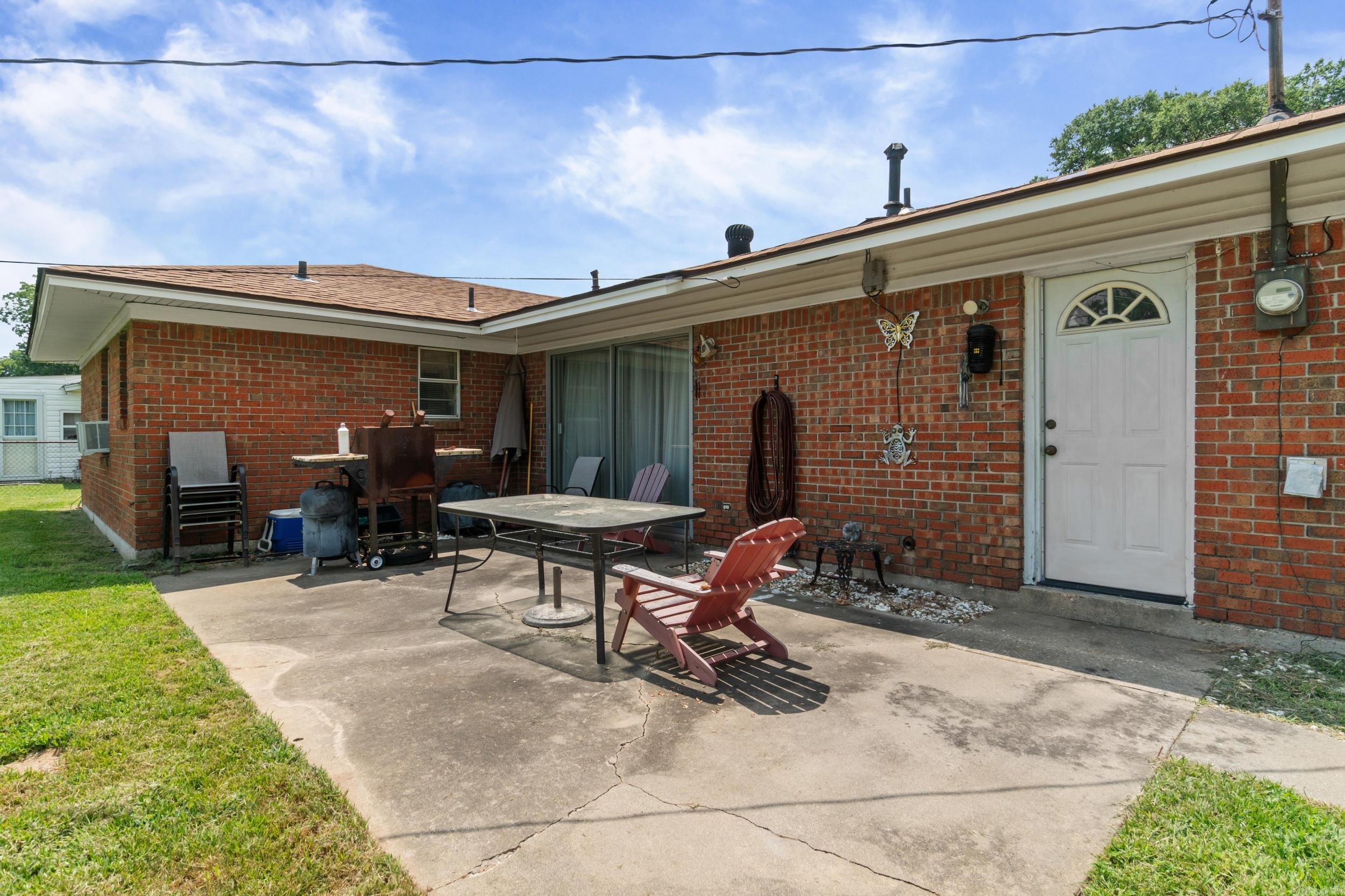 1307 S Dakota St