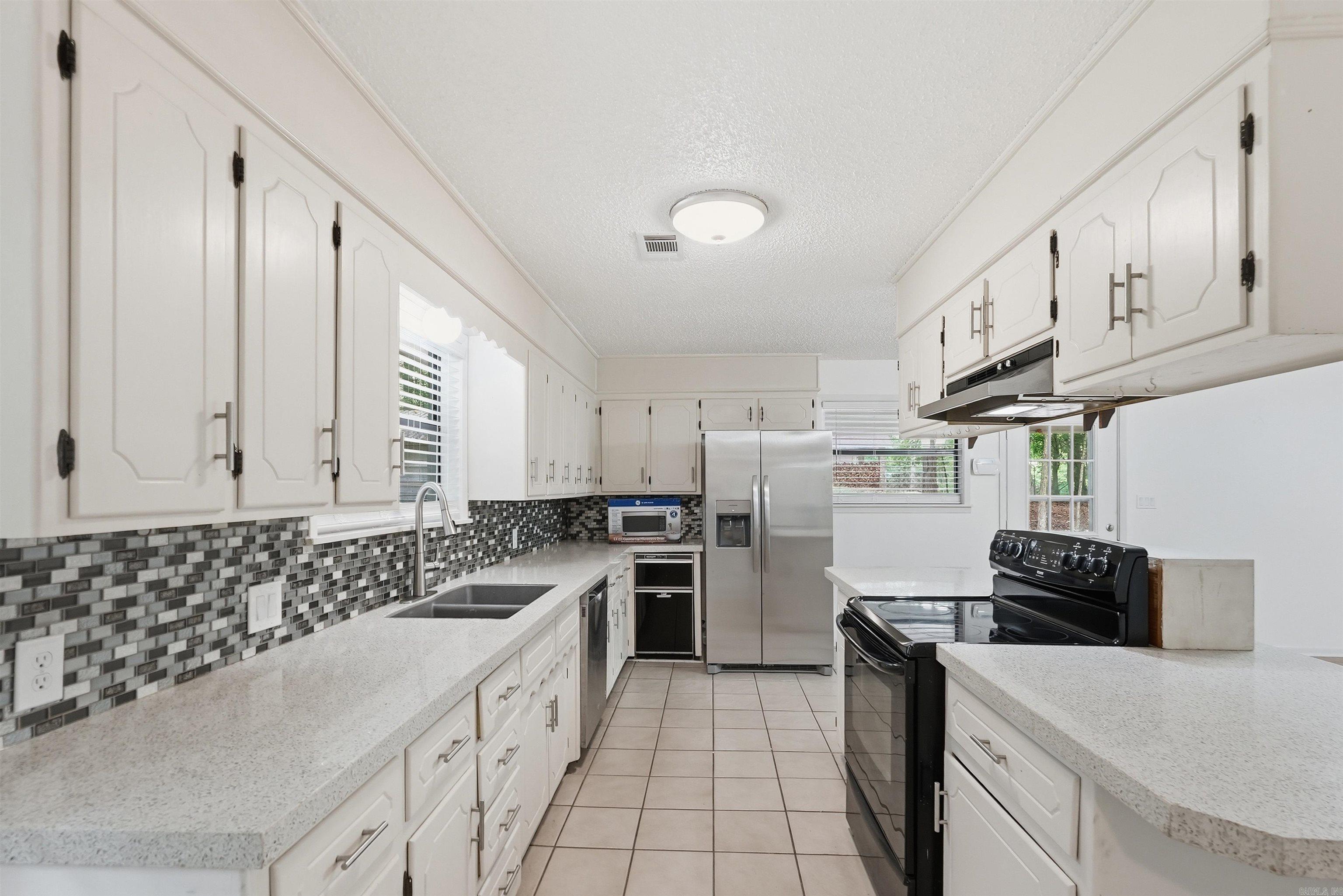450 Plum Hollow Boulevard