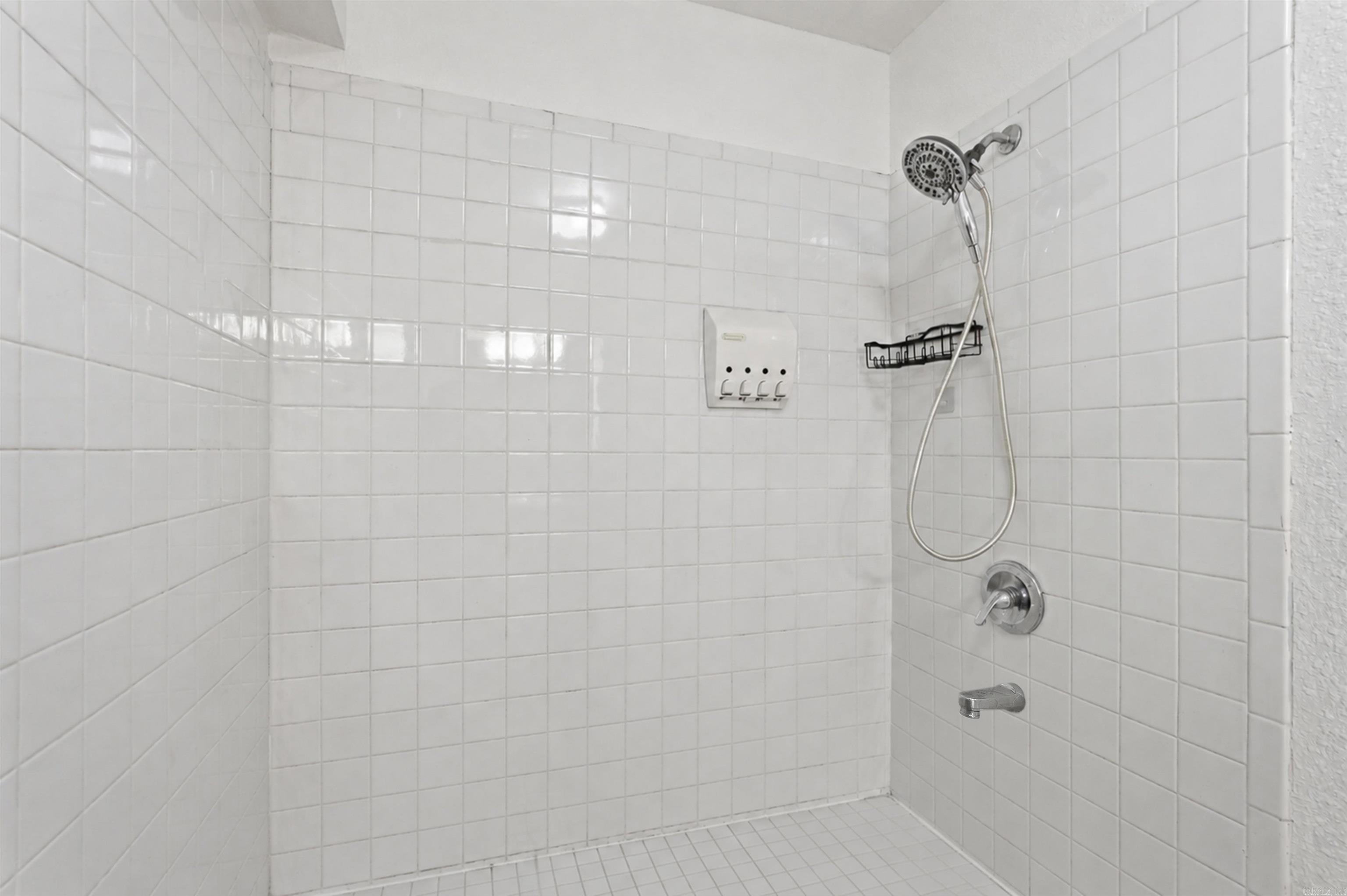 450 Plum Hollow Boulevard