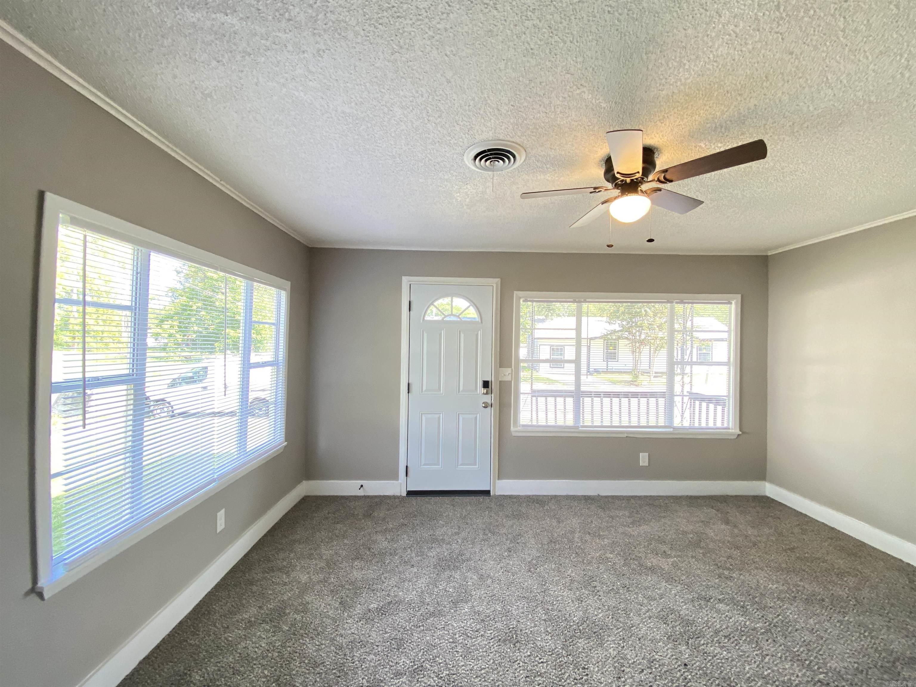 112 Galloway Circle