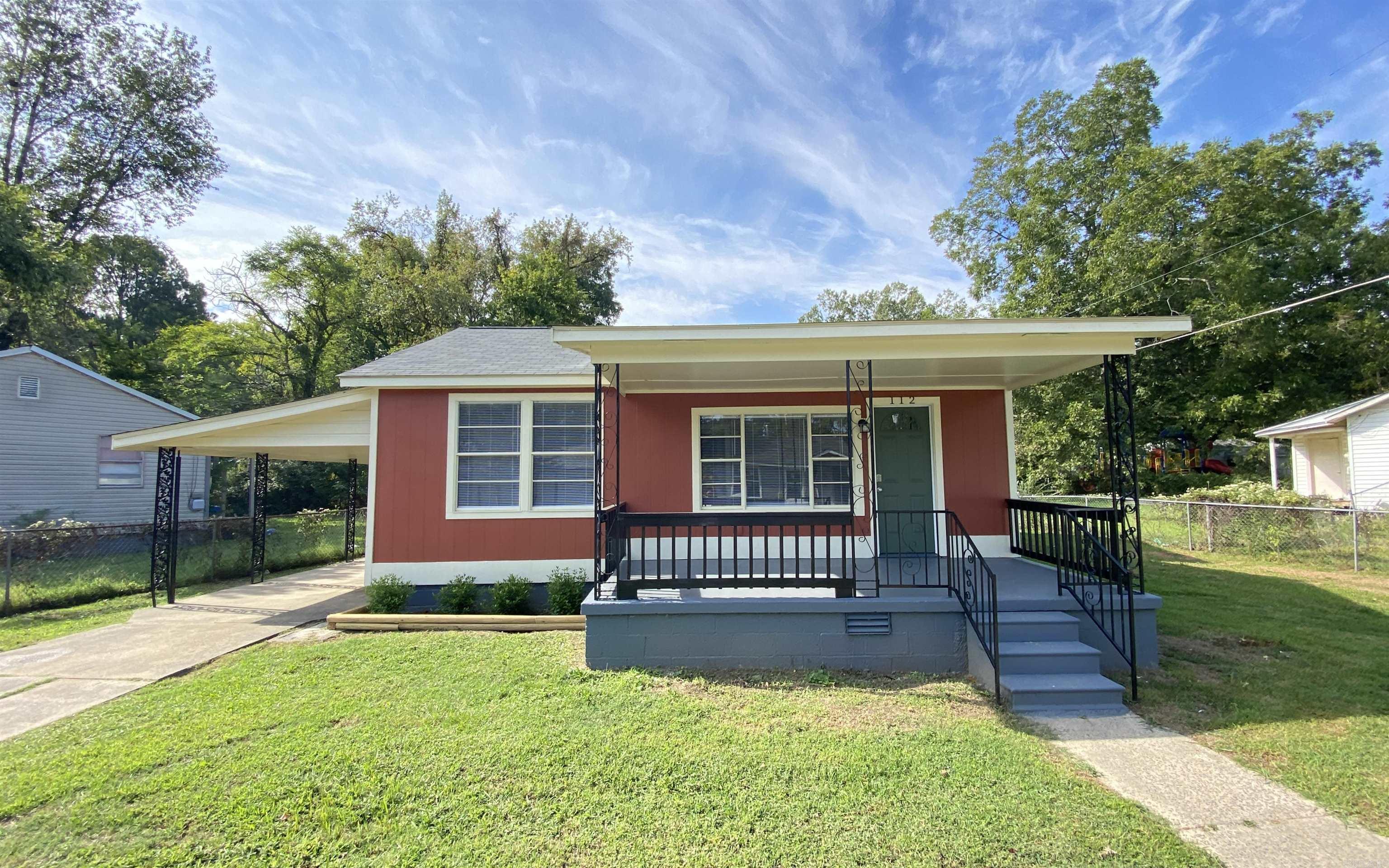 112 Galloway Circle