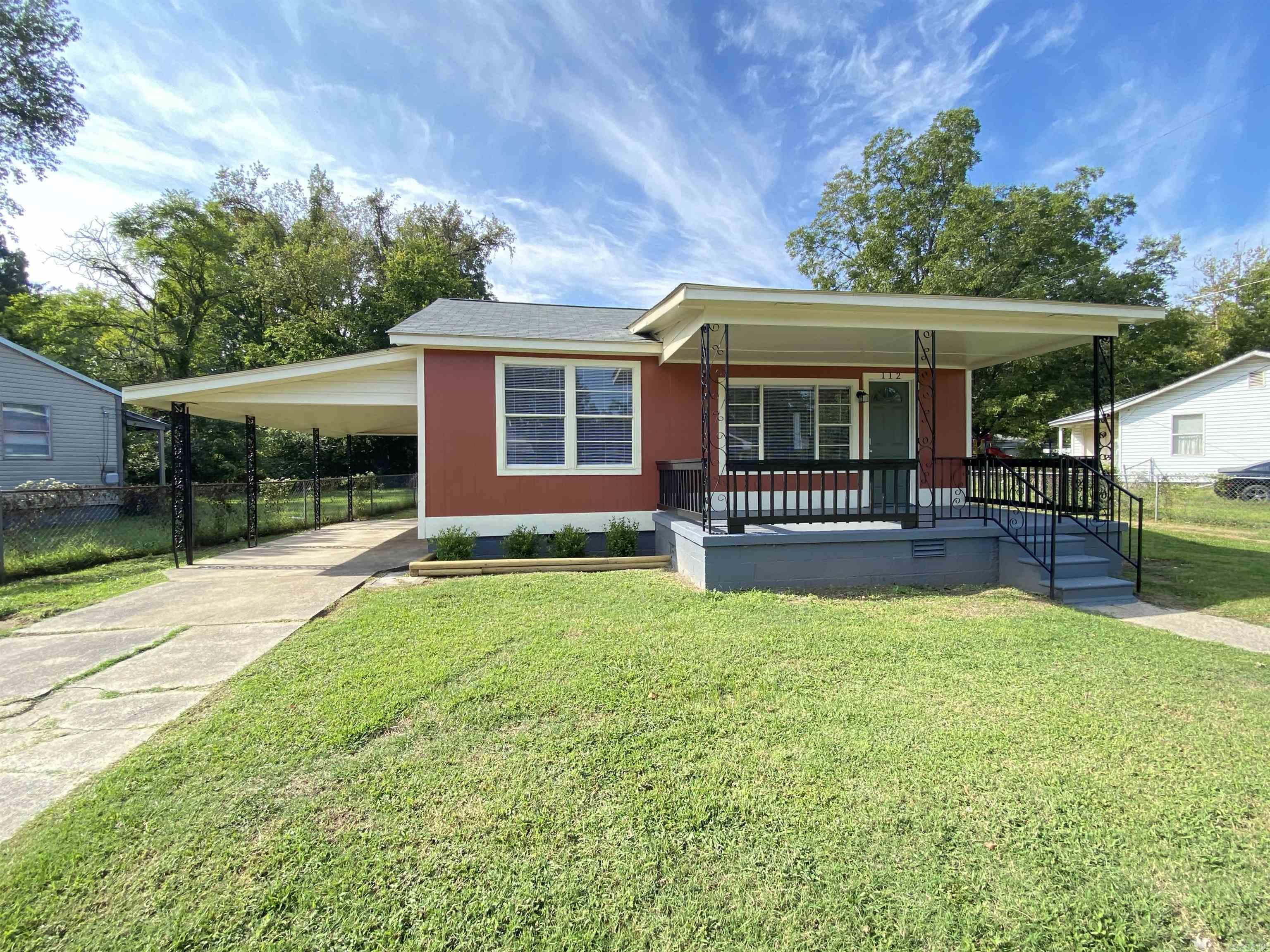 112 Galloway Circle