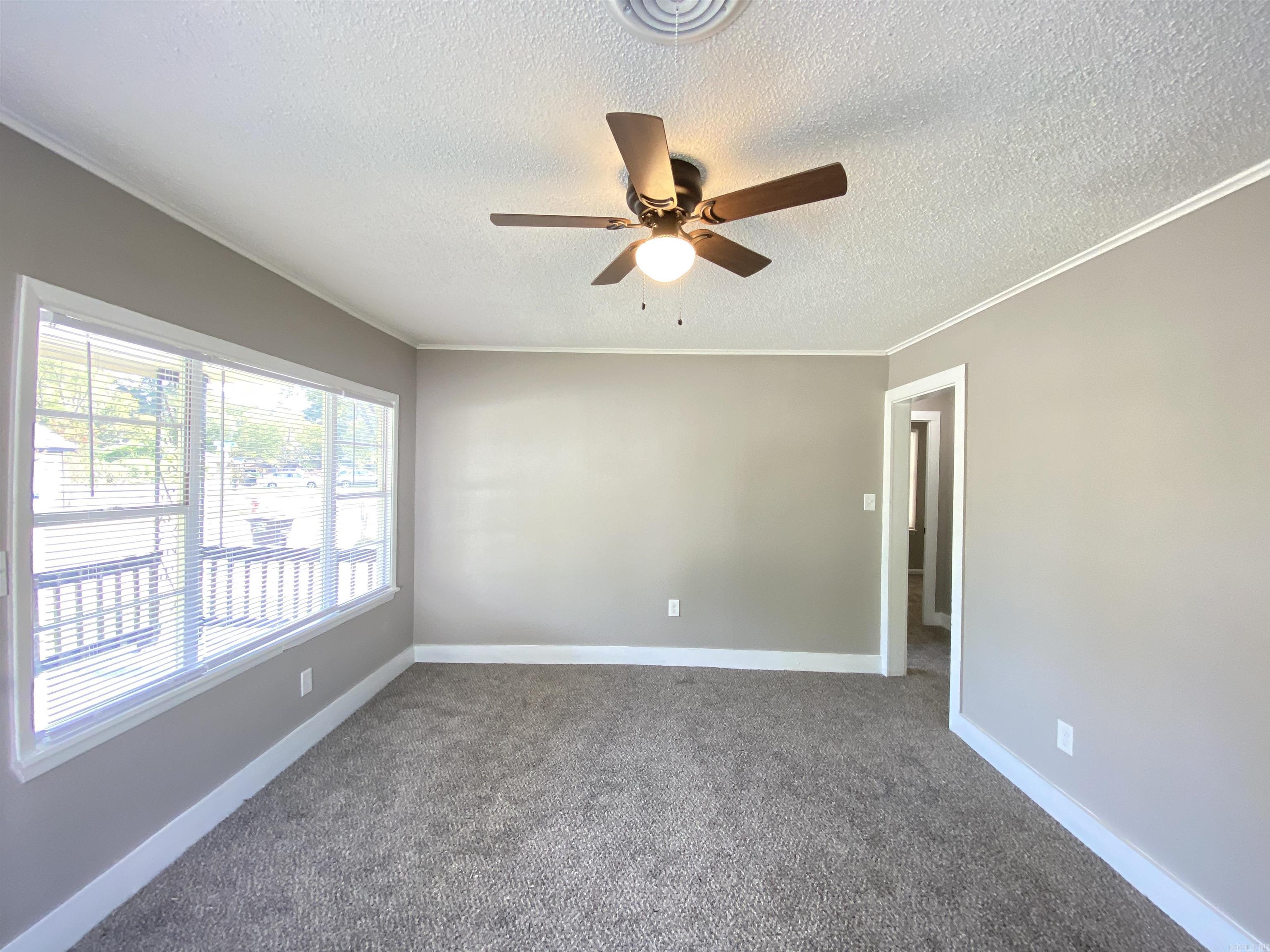 112 Galloway Circle