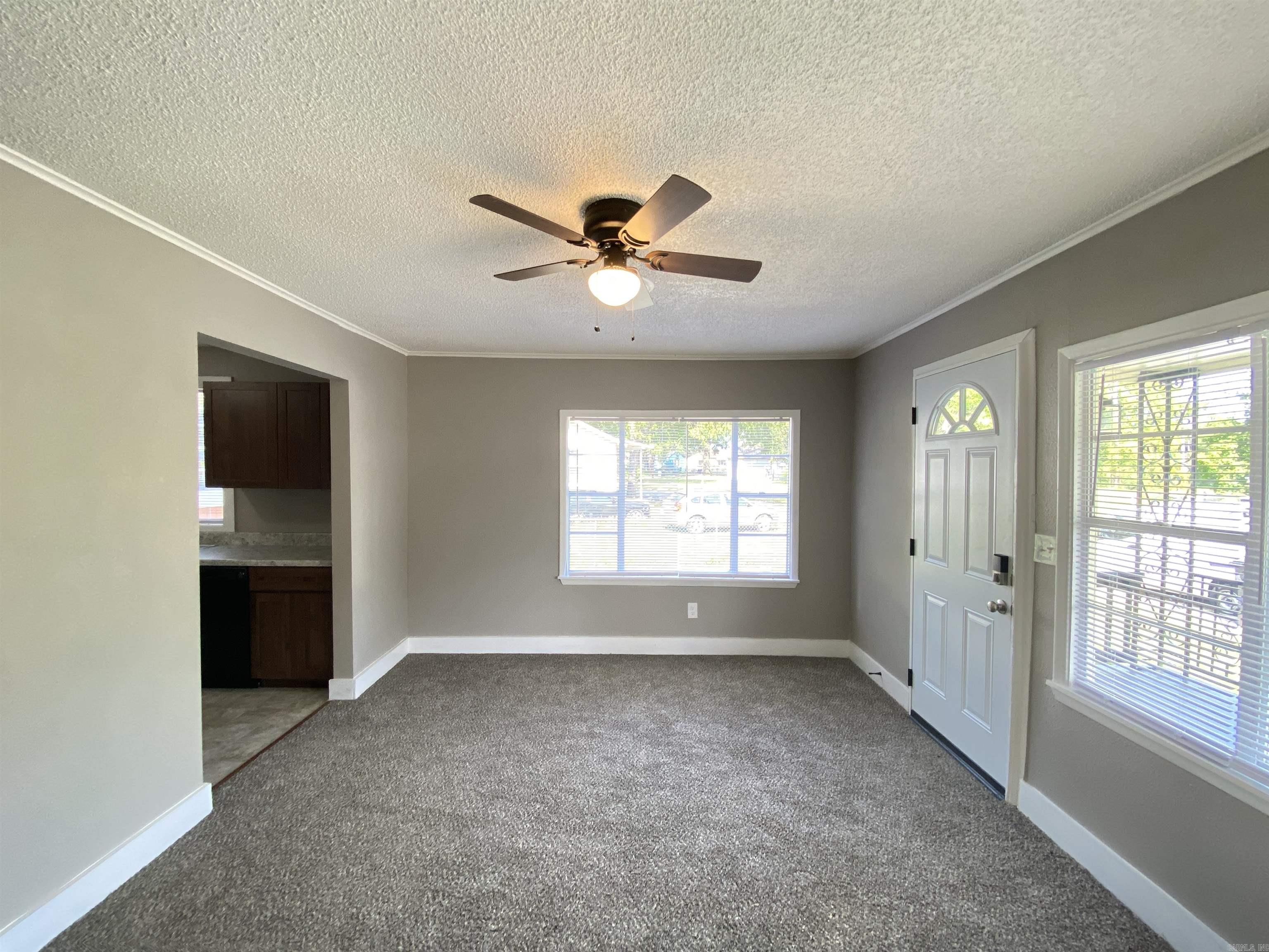 112 Galloway Circle