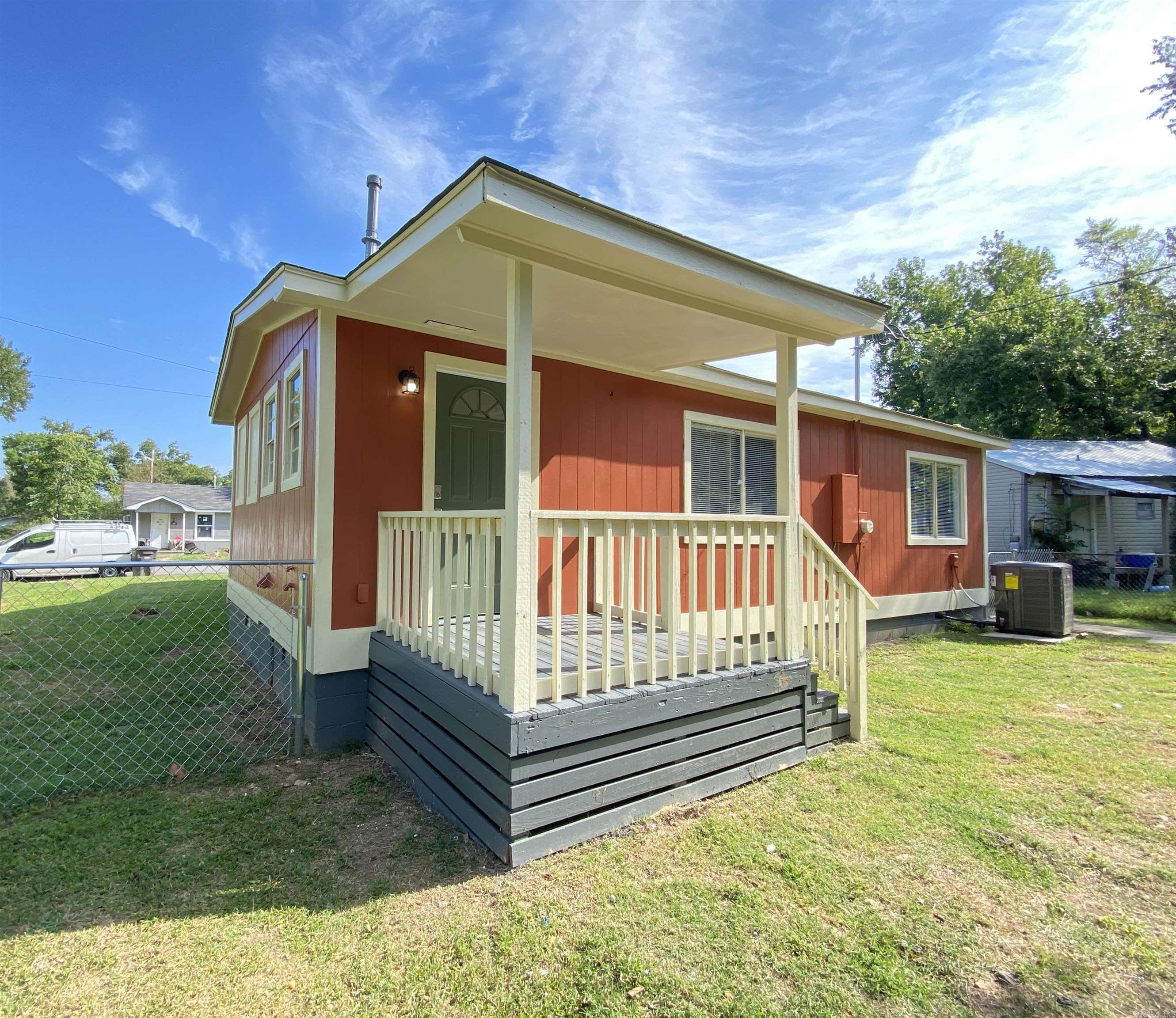 112 Galloway Circle
