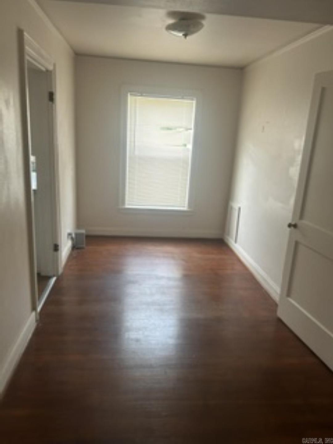 206 Dallas Unit: 2