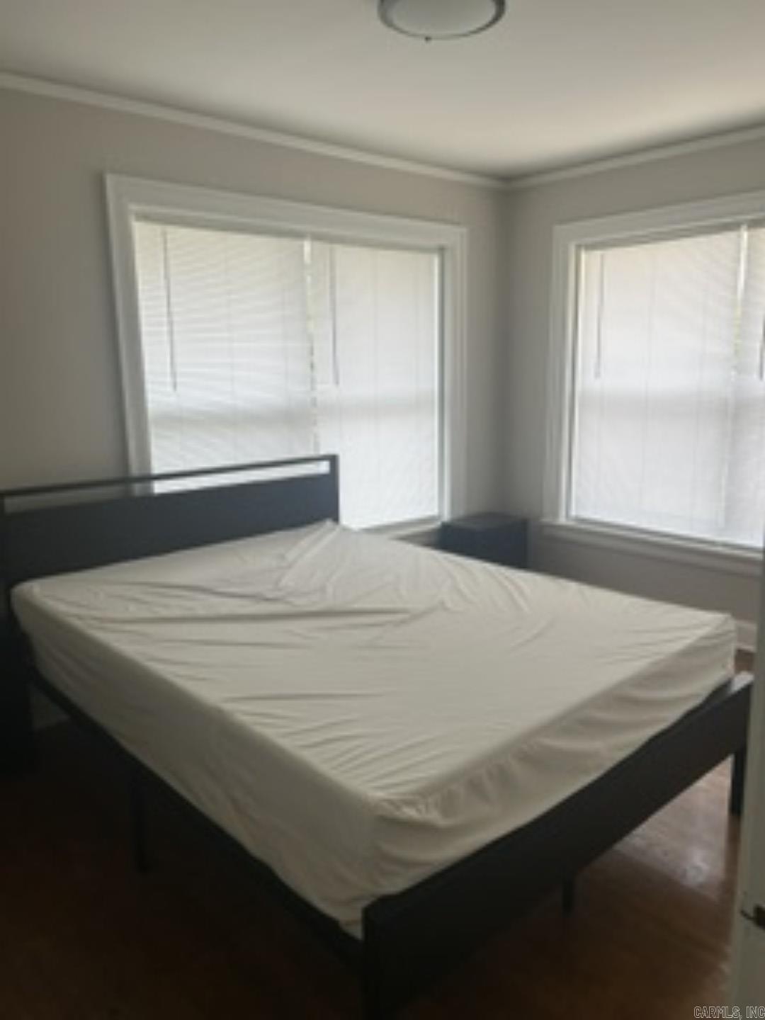 206 Dallas Unit: 3