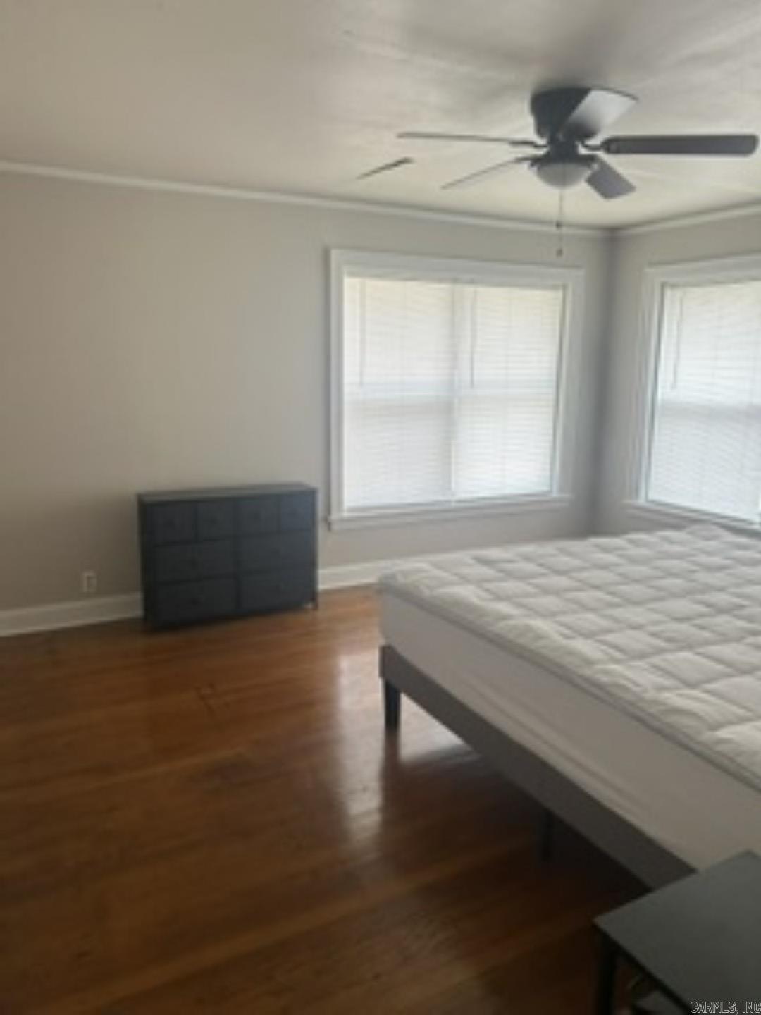 206 Dallas Unit: 3