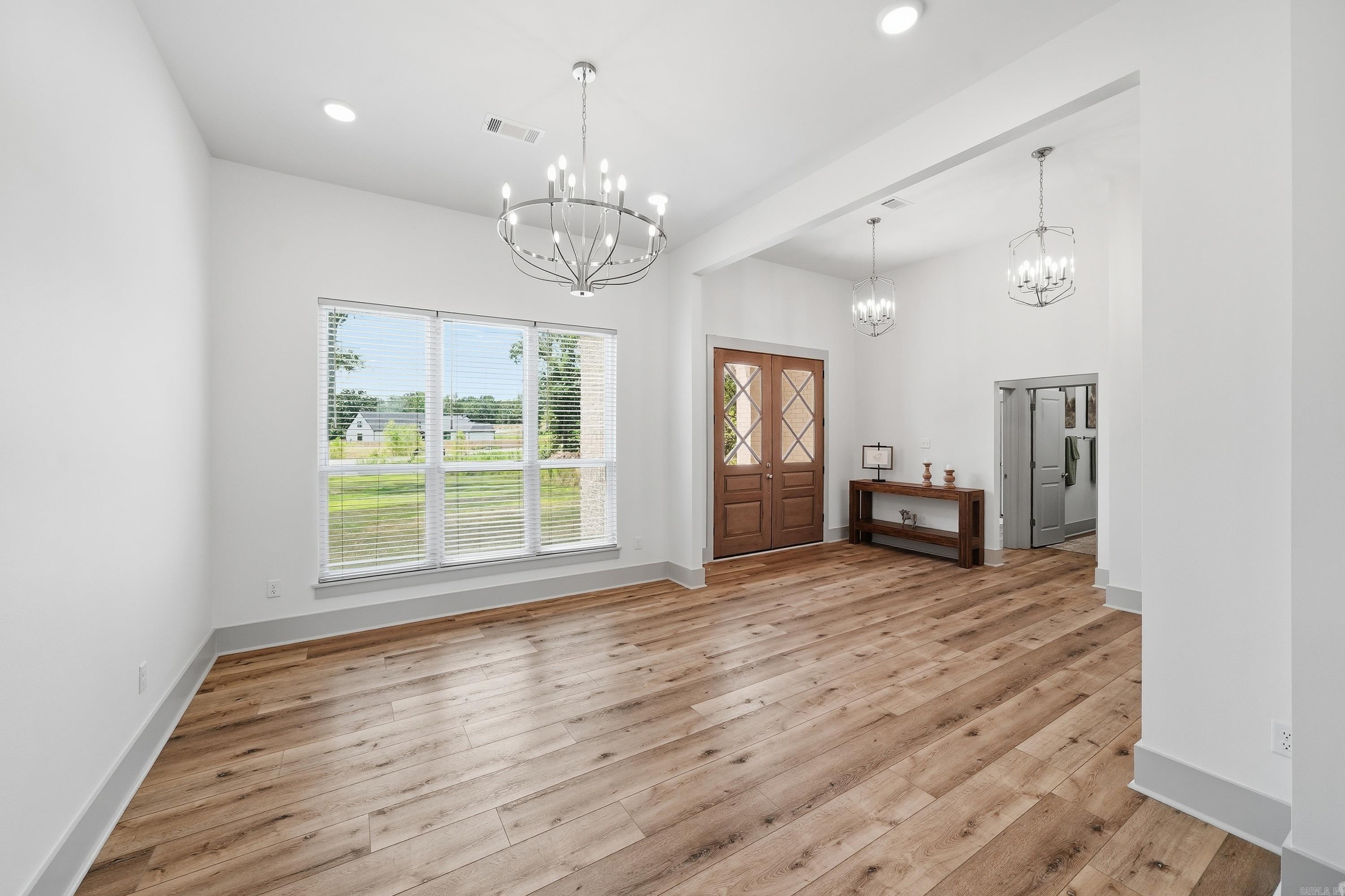 13 Parkridge Cv