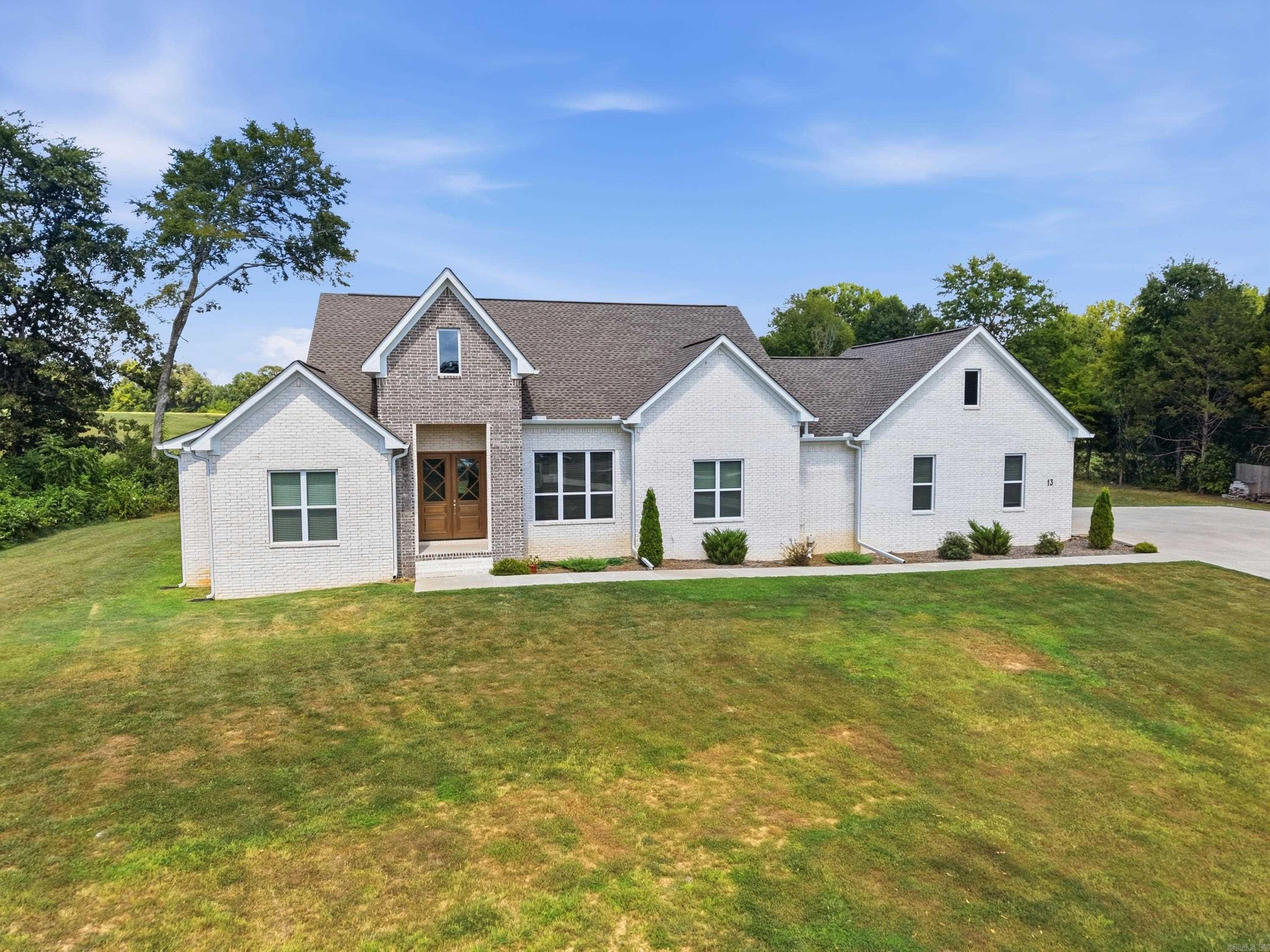 13 Parkridge Cv