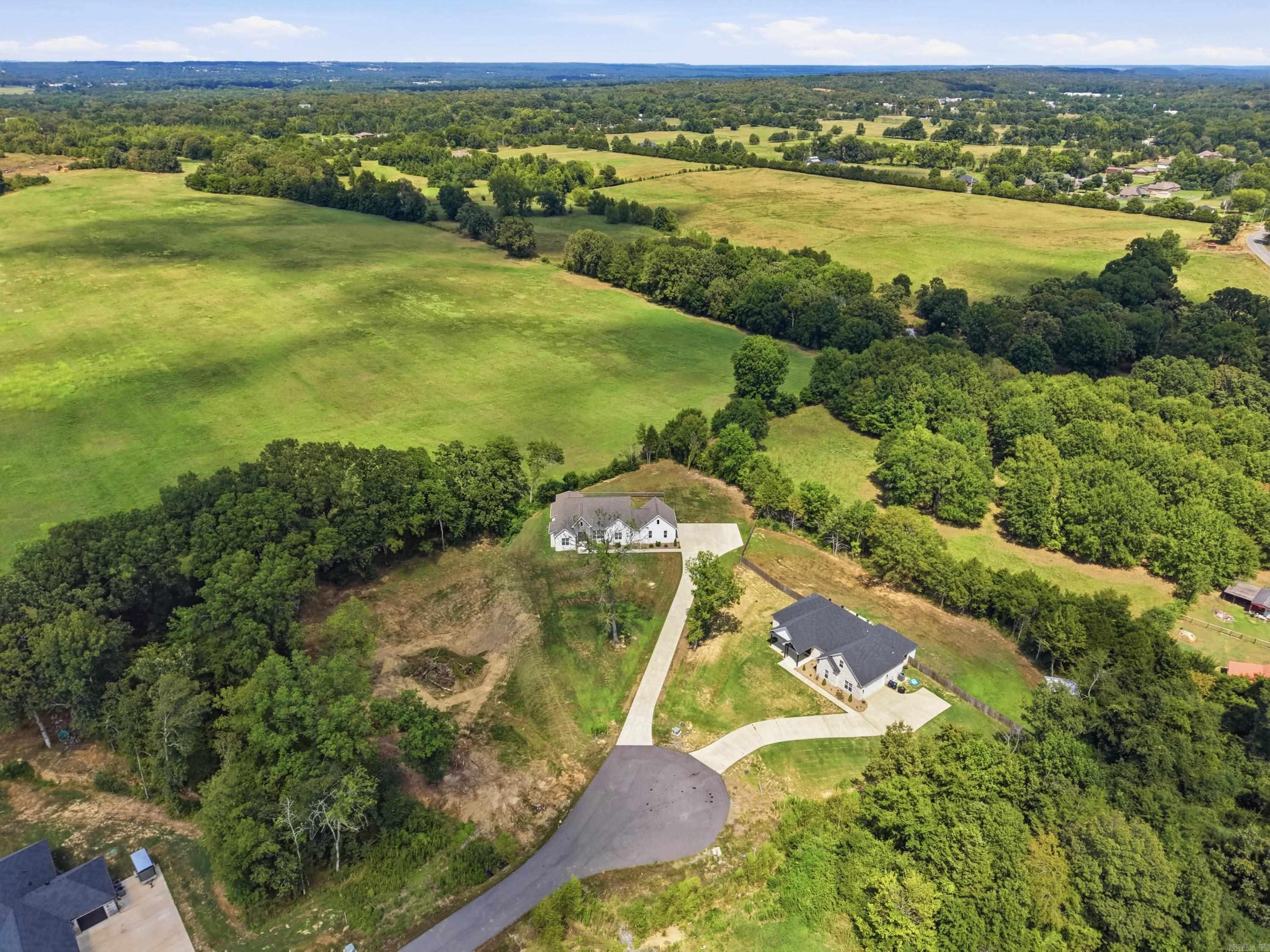 13 Parkridge Cv