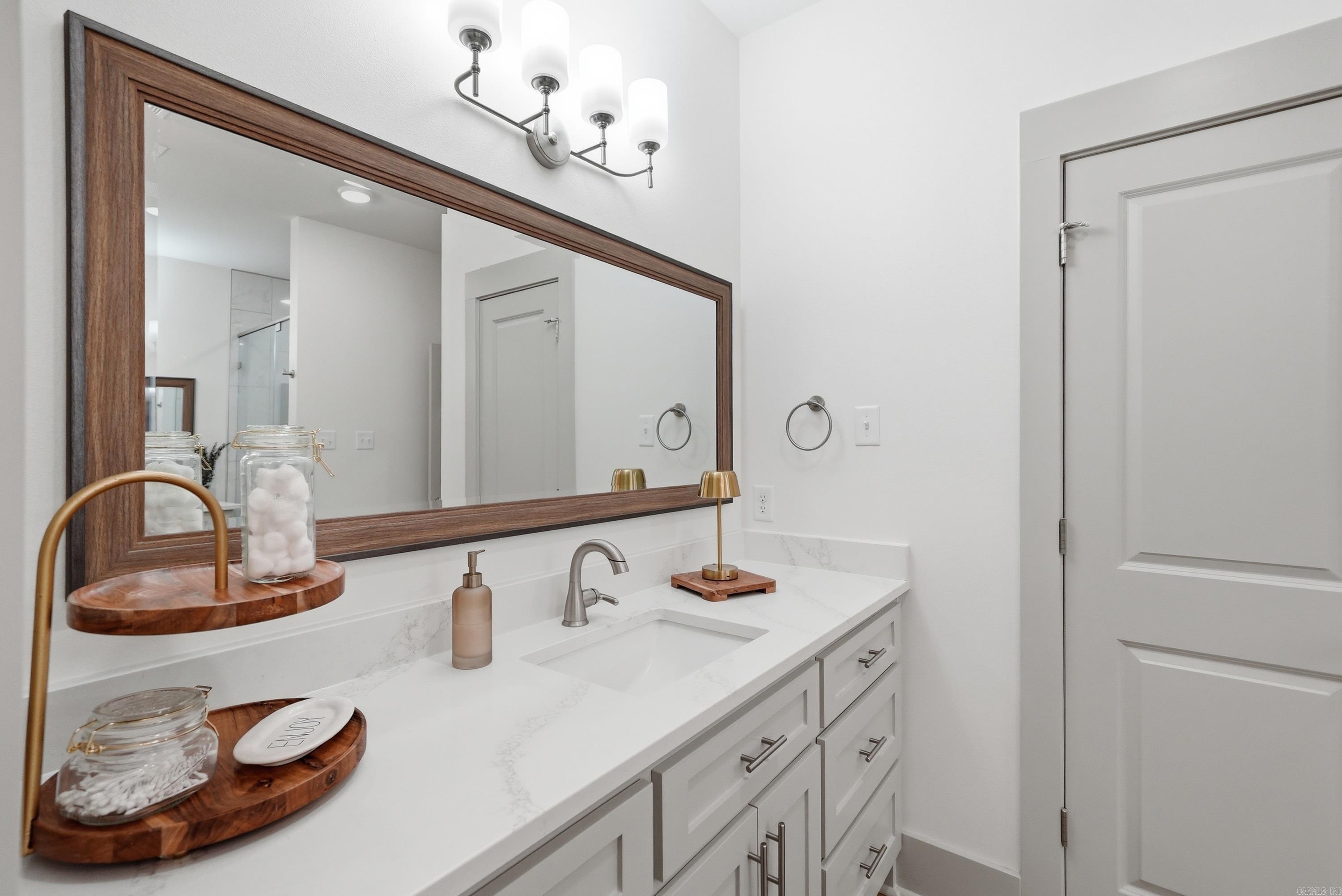 13 Parkridge Cv