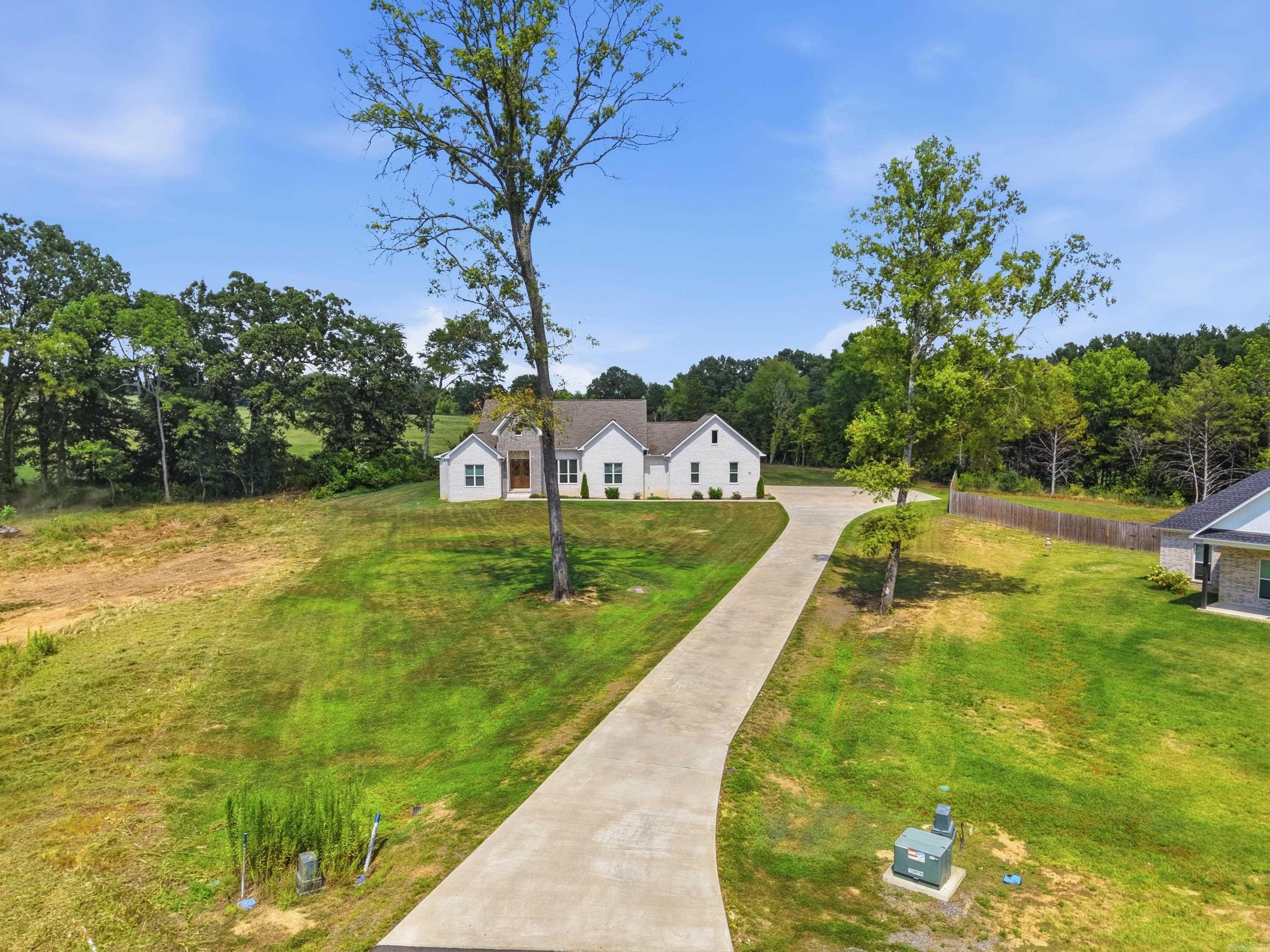 13 Parkridge Cv