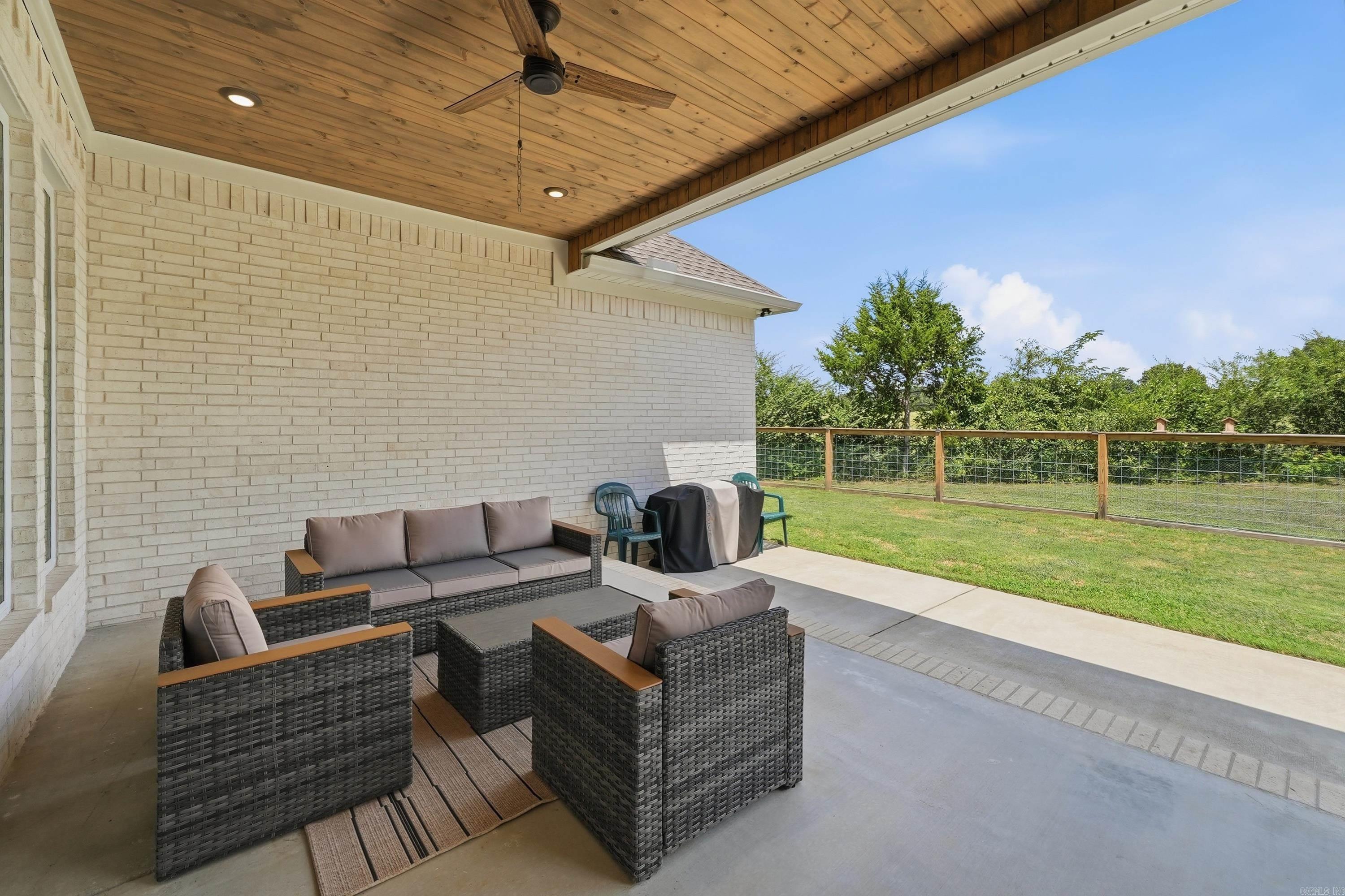 13 Parkridge Cv