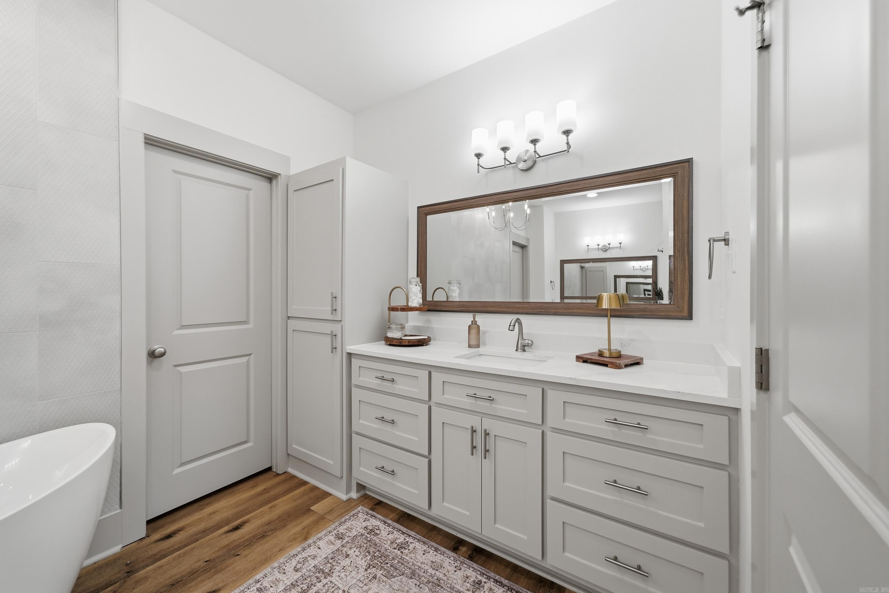 13 Parkridge Cv