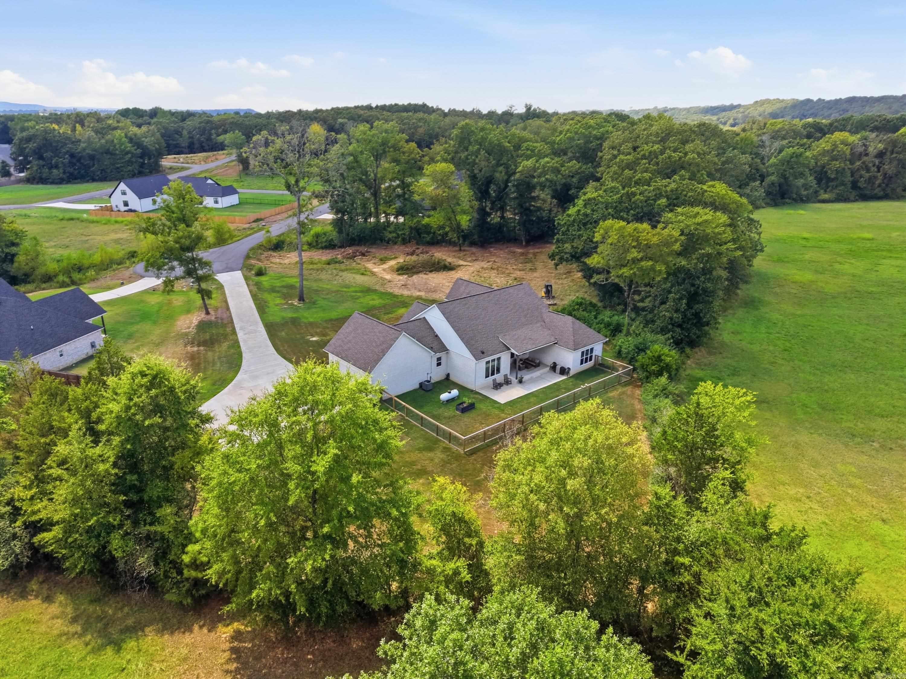 13 Parkridge Cv