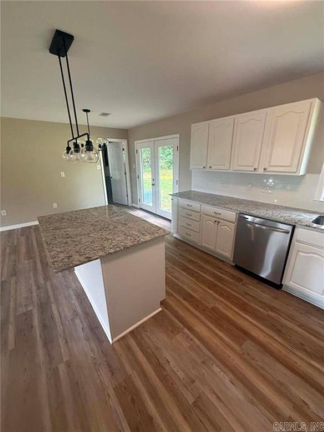 2106 Military Dr
