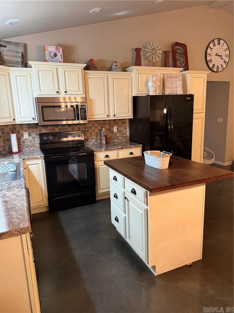 246 Letta Dr