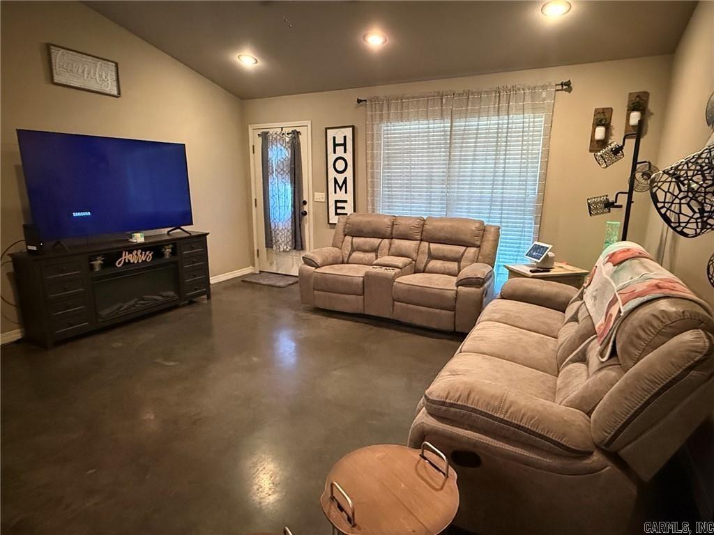 246 Letta Dr