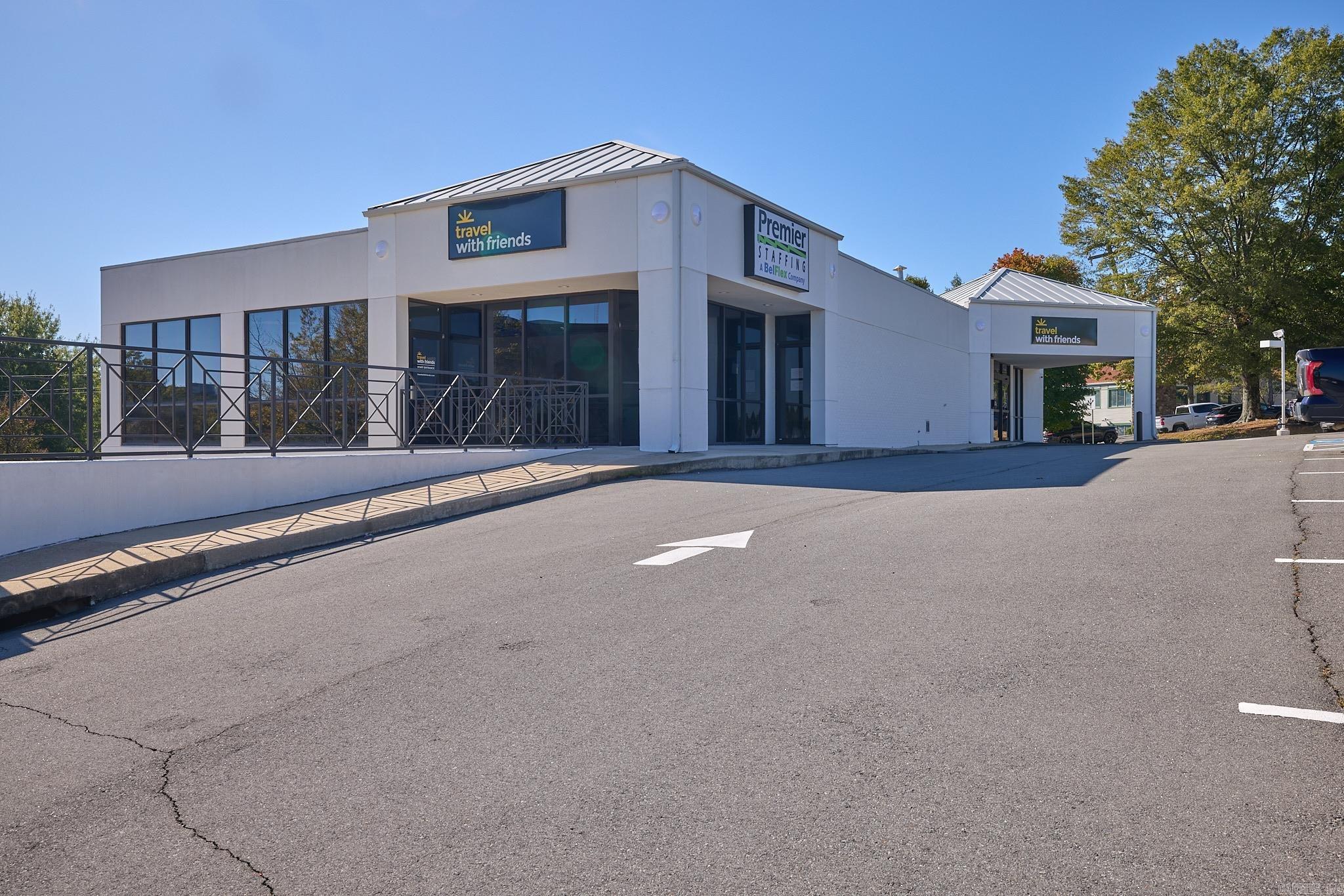 10901 Financial Centre Parkway