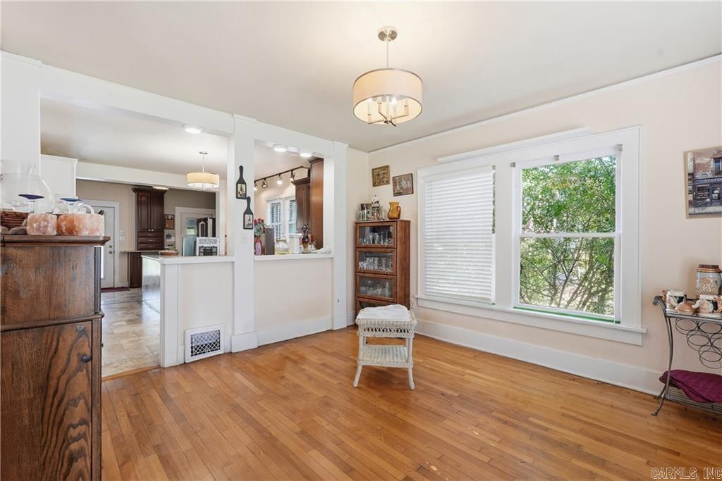 336 Skyline Dr