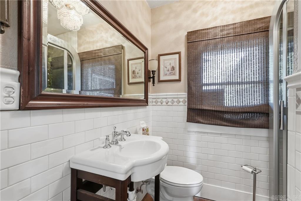 336 Skyline Dr
