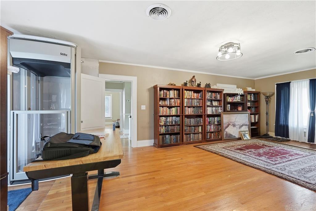 336 Skyline Dr