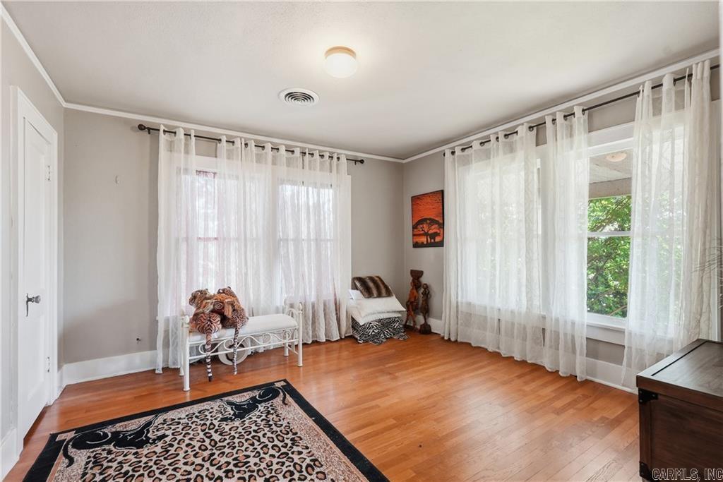 336 Skyline Dr