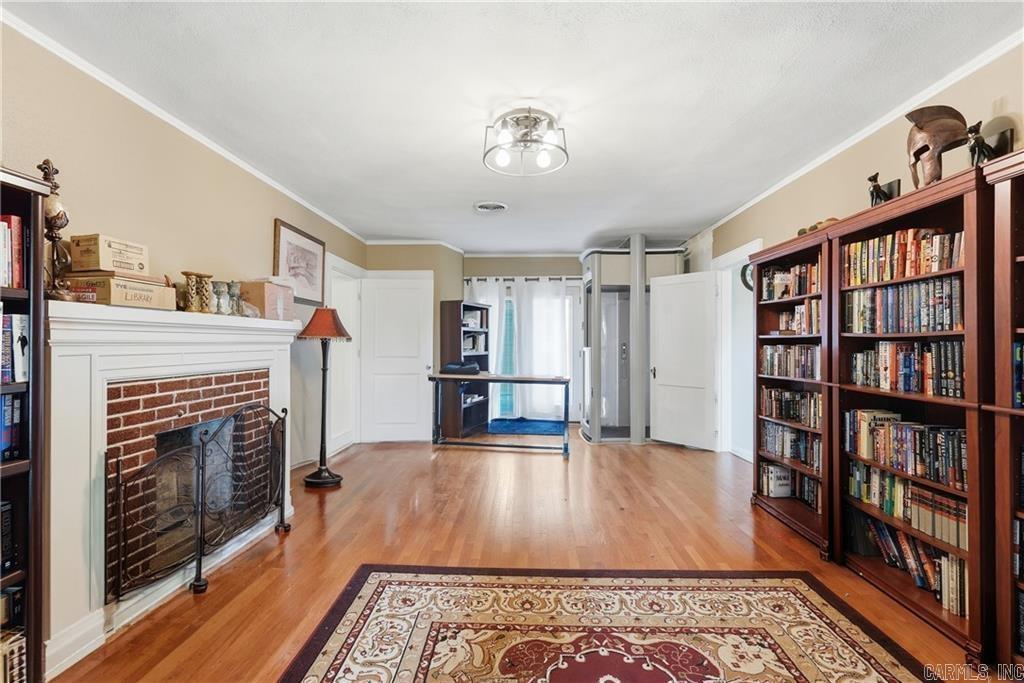 336 Skyline Dr