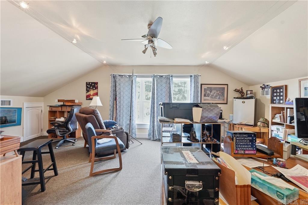 336 Skyline Dr