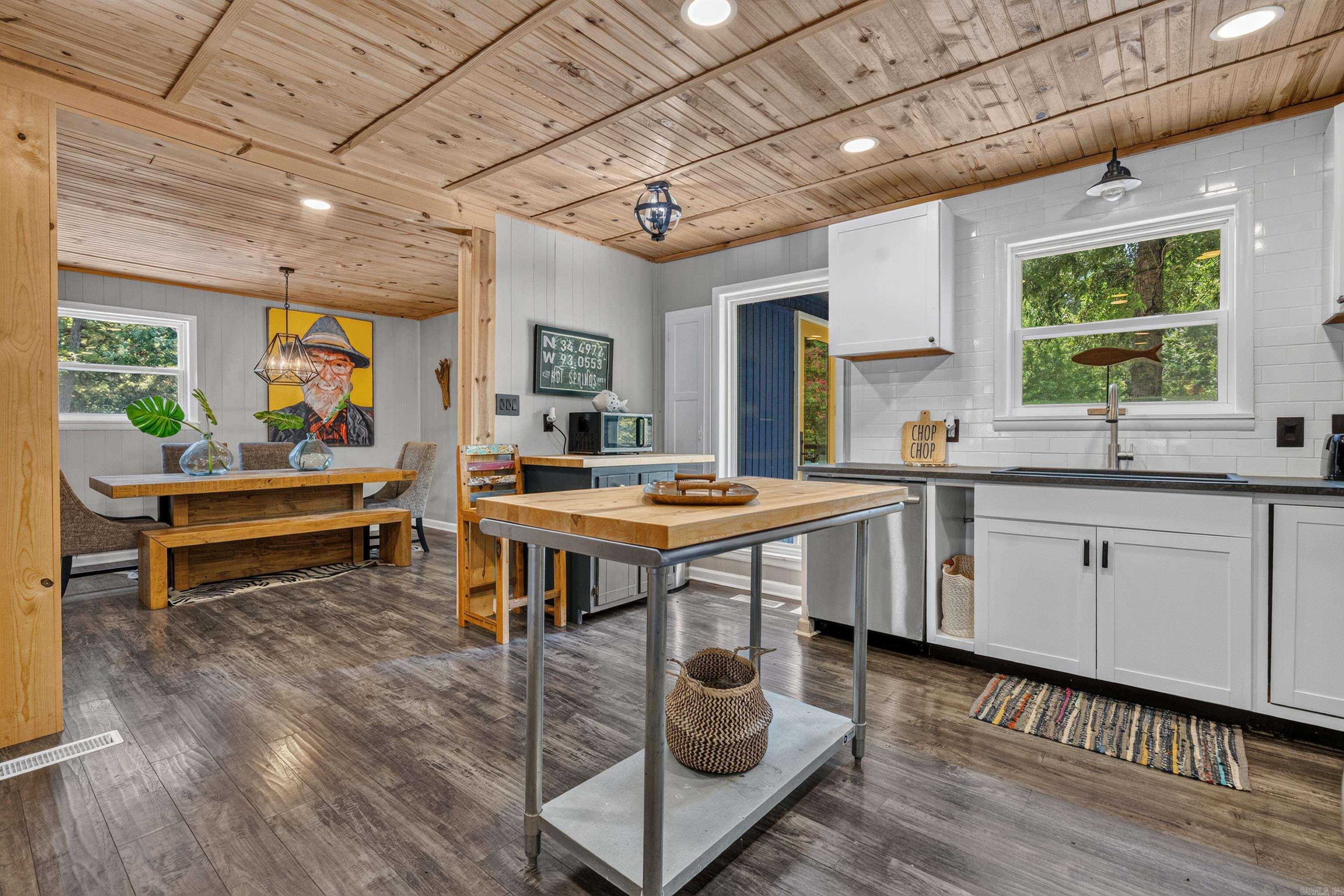 241 Bayou Point