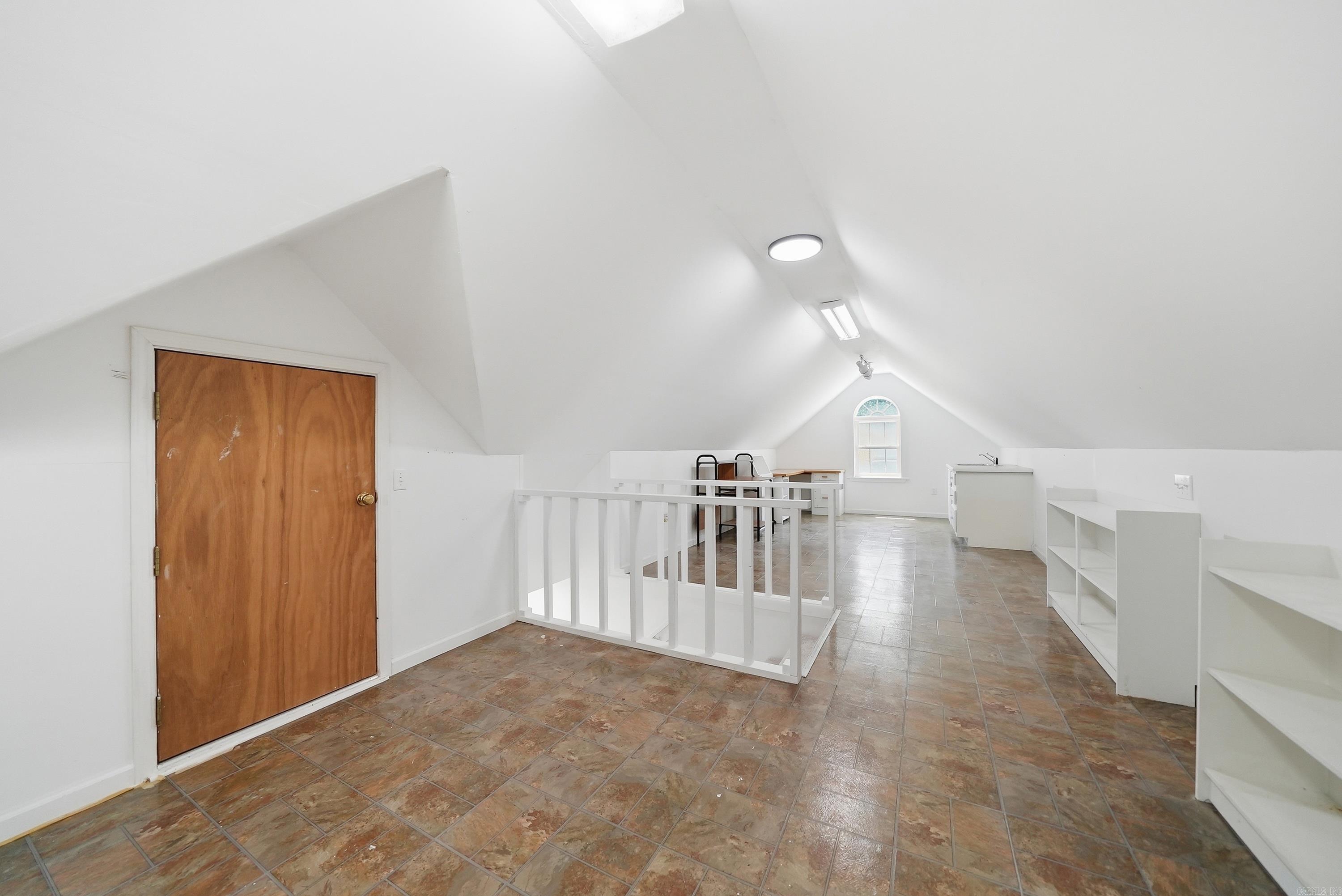 9 Summer Hill Drive
