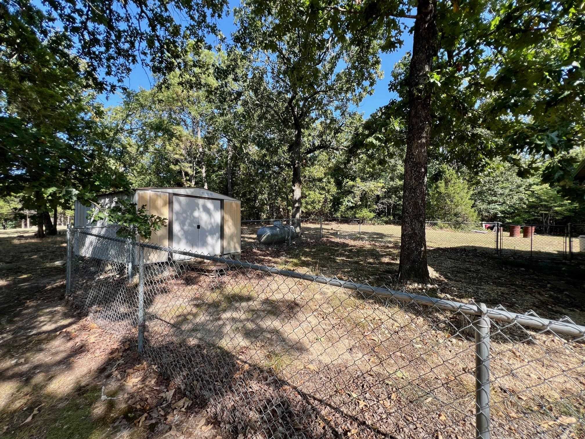 1609 Friendly Point