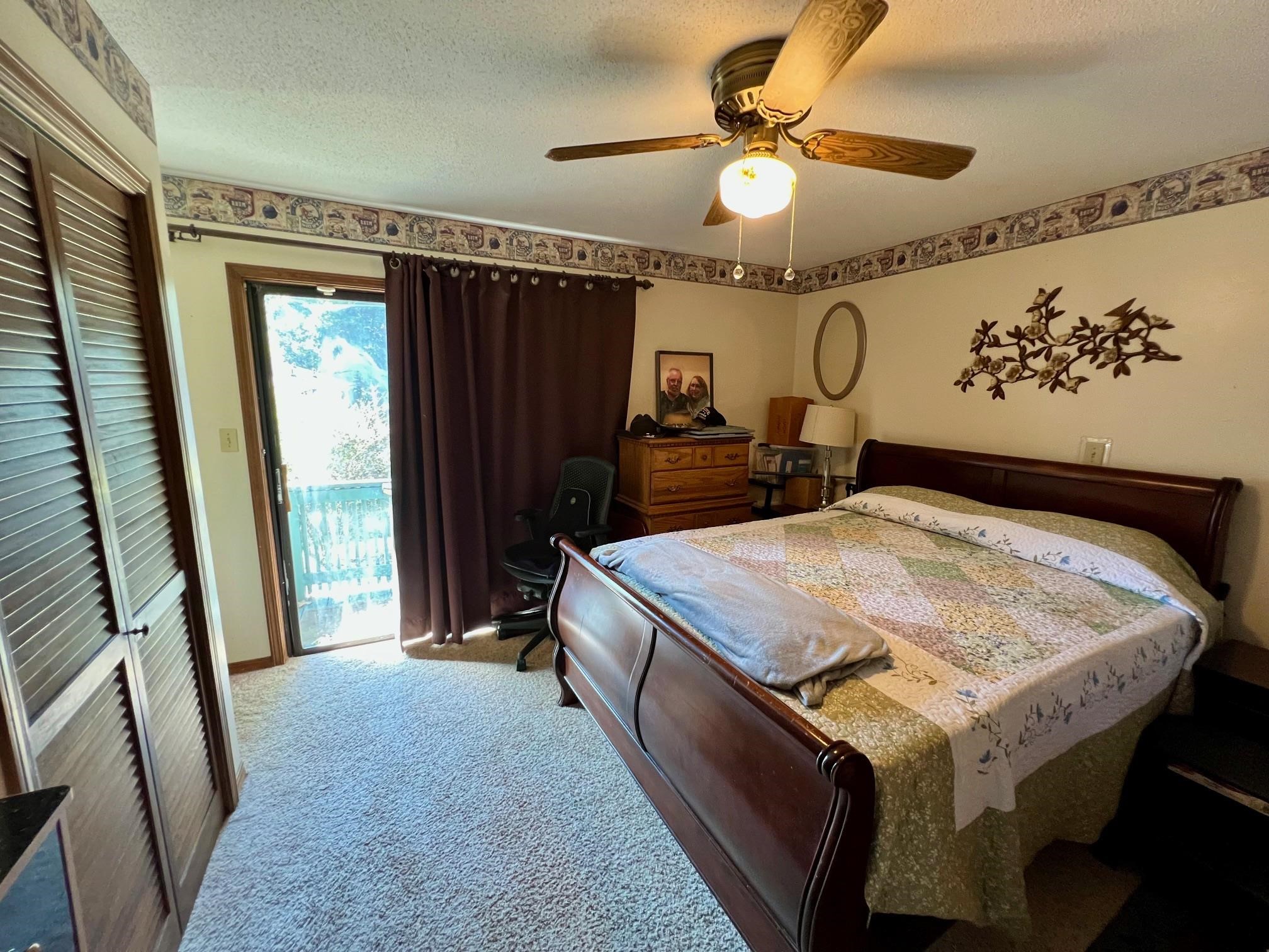 1609 Friendly Point