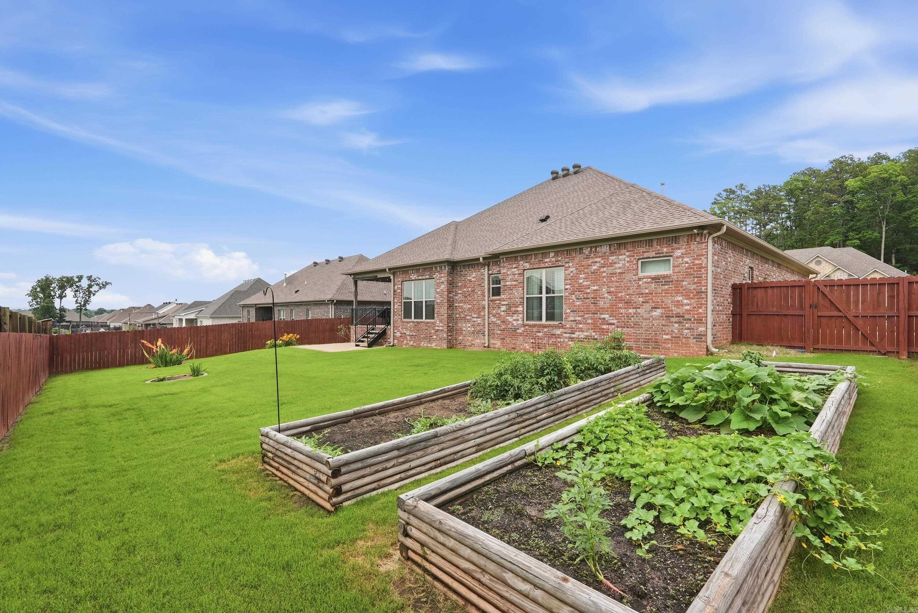 1925 Josh Drive