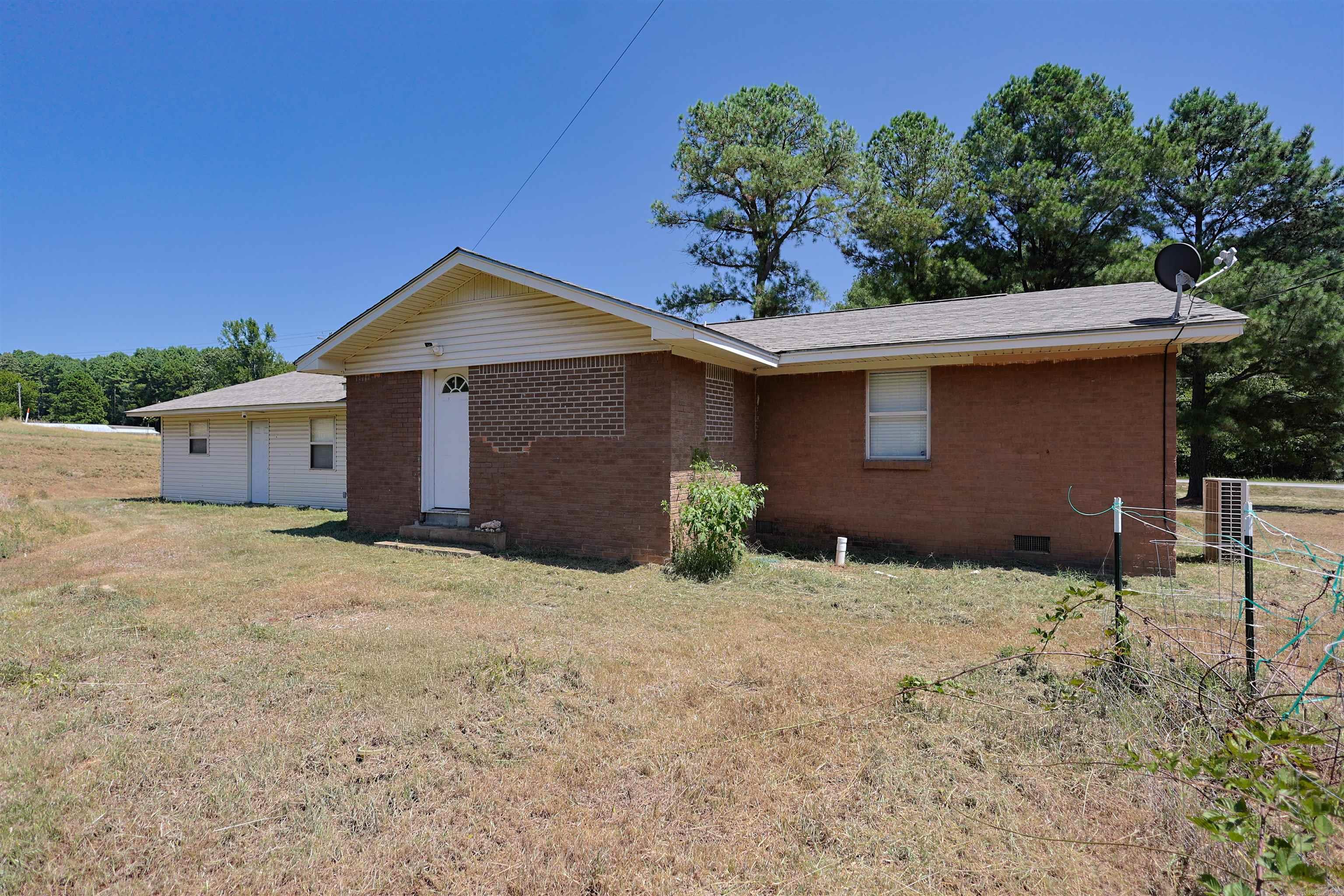 3173 S HWY 27