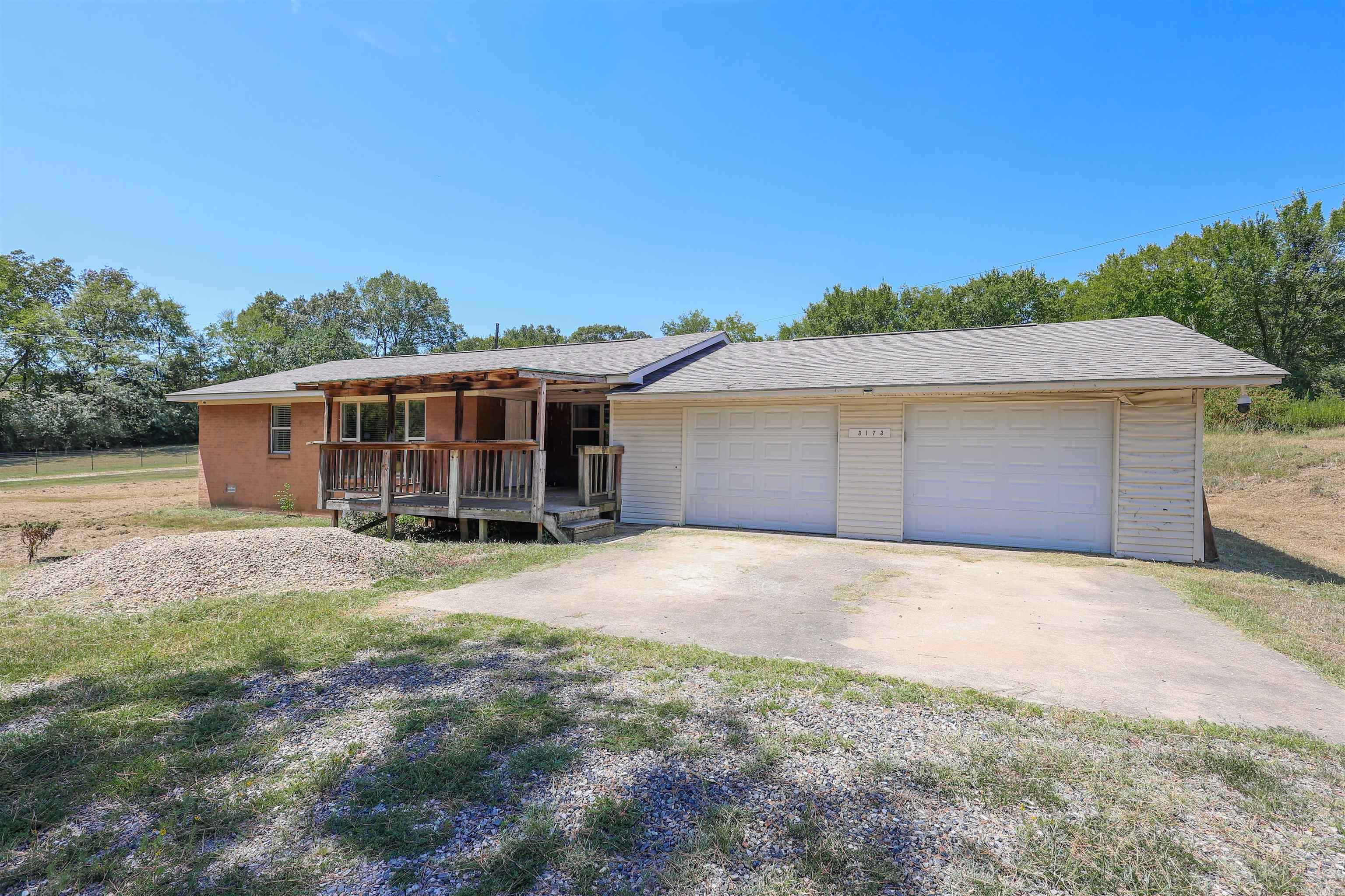 3173 S HWY 27