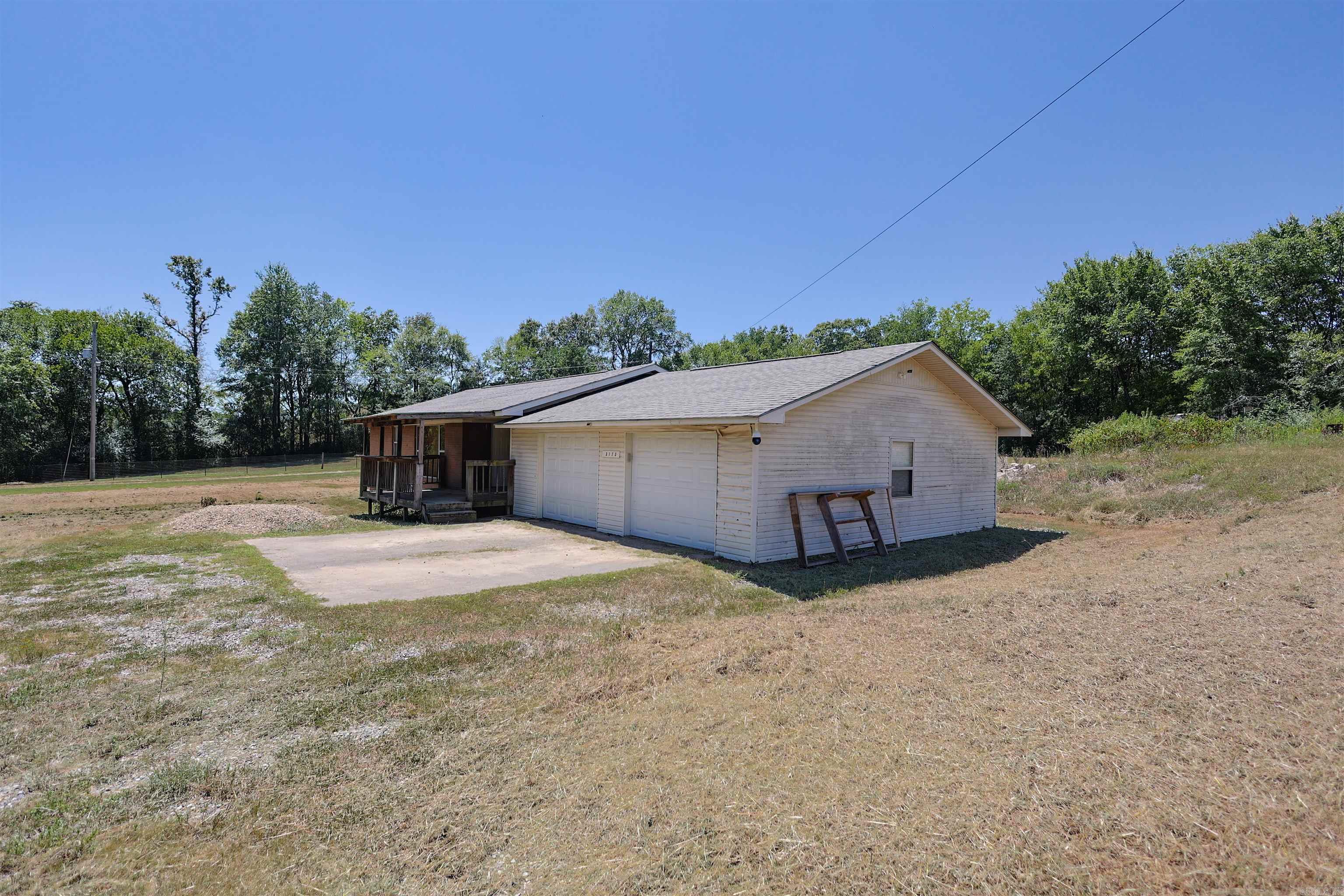 3173 S HWY 27