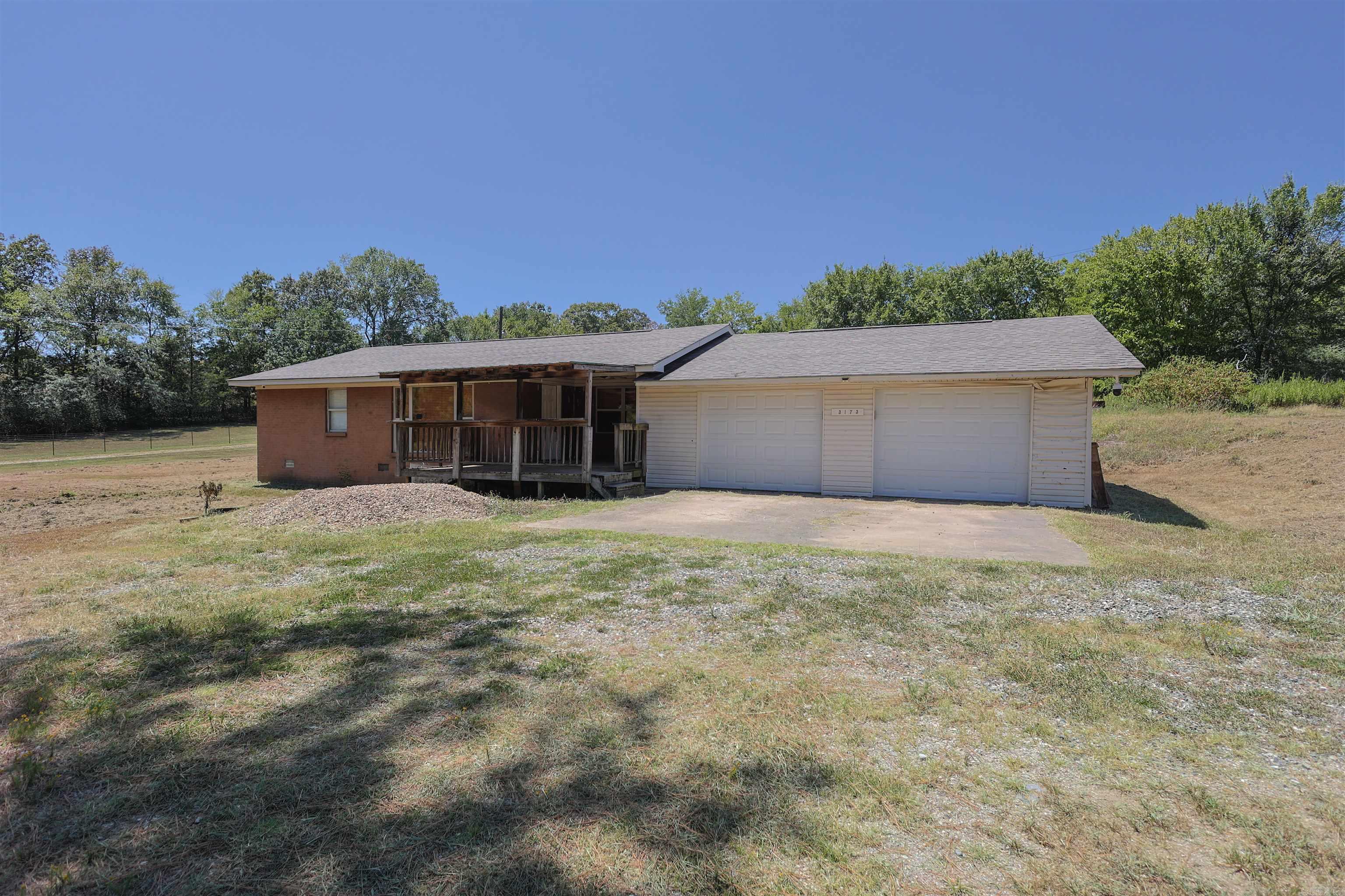 3173 S HWY 27