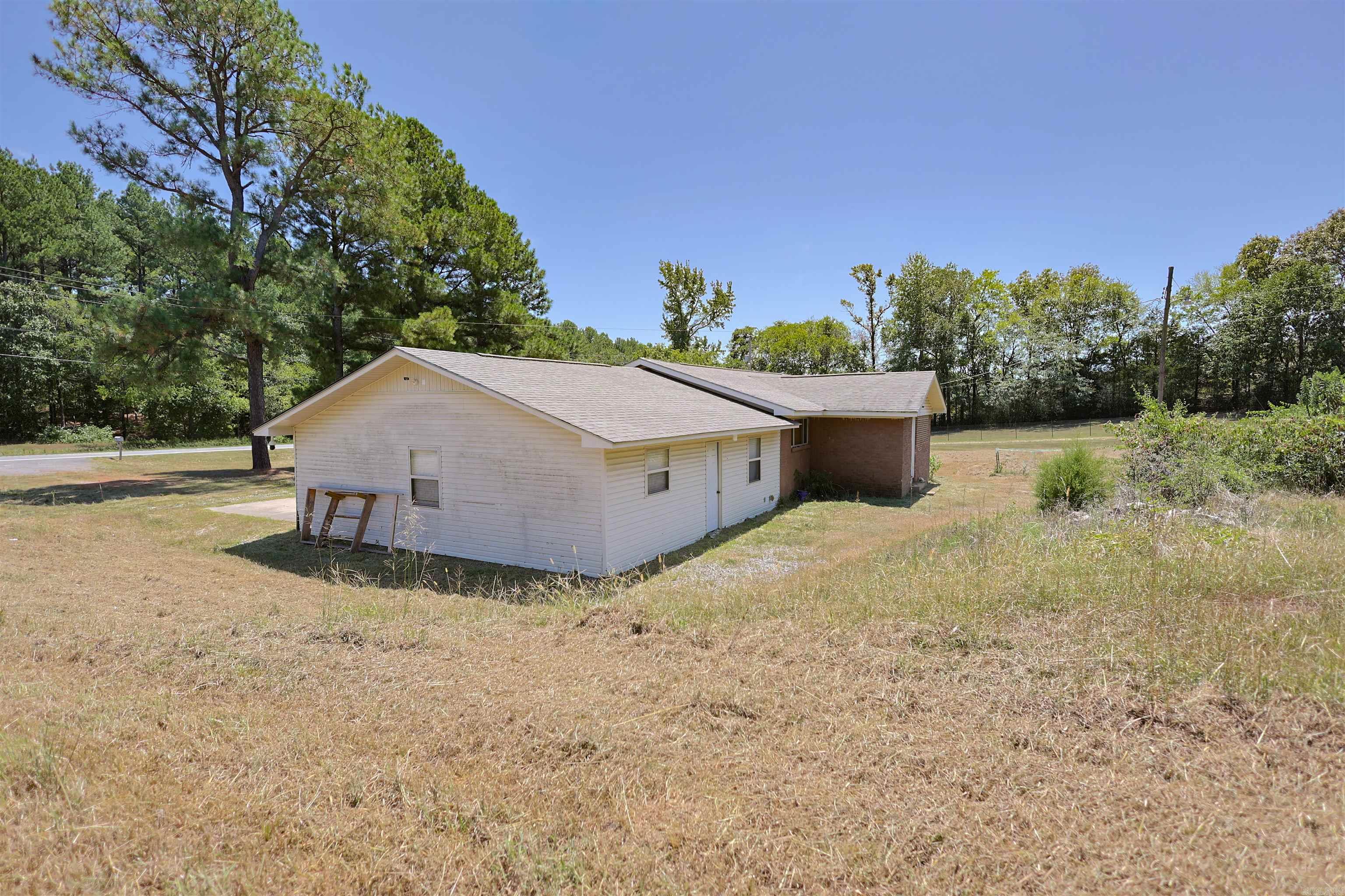 3173 S HWY 27